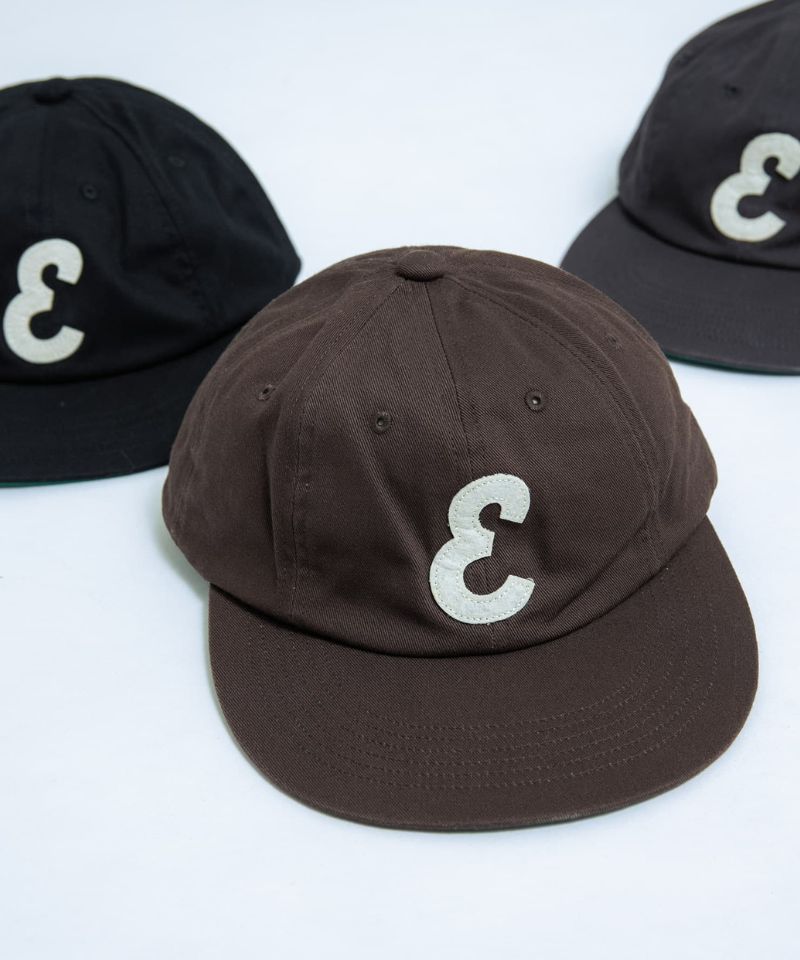 ＼支持され続ける定番アイテム／EKALのロゴキャップが入荷！