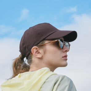 日差しを味方に変えるUVカットアイテム