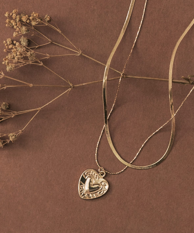 着けるだけで気分が上がる！ときめきハートアクセサリー