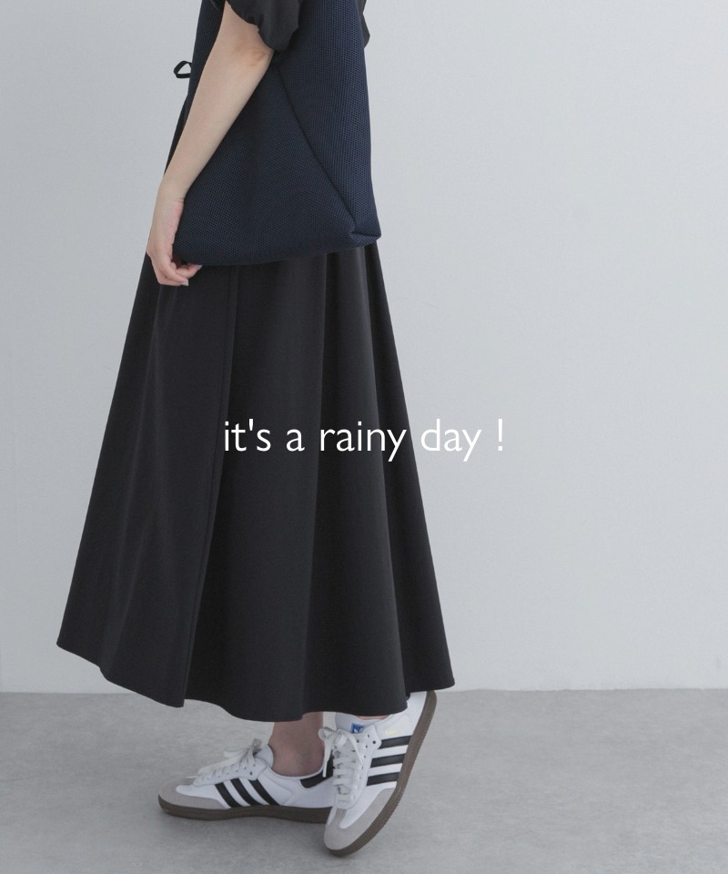 雨の日も安心。デイリーに使える『撥水アイテム』