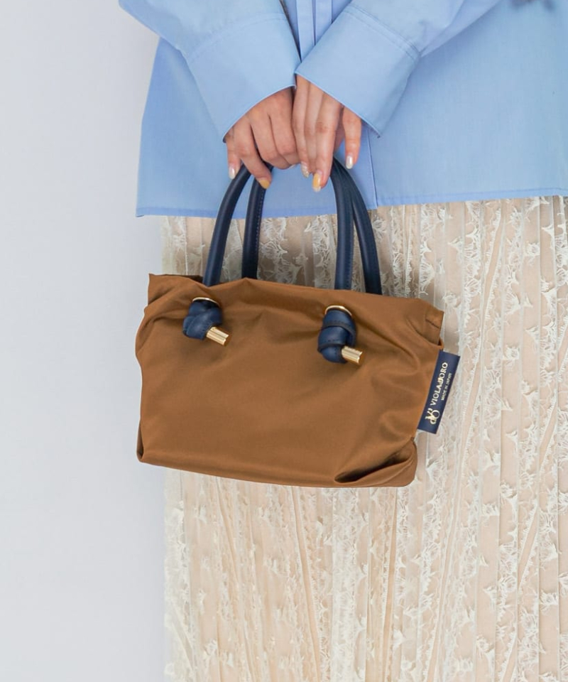 毎日に寄り添う、VIOLAd’OROの名品バッグ