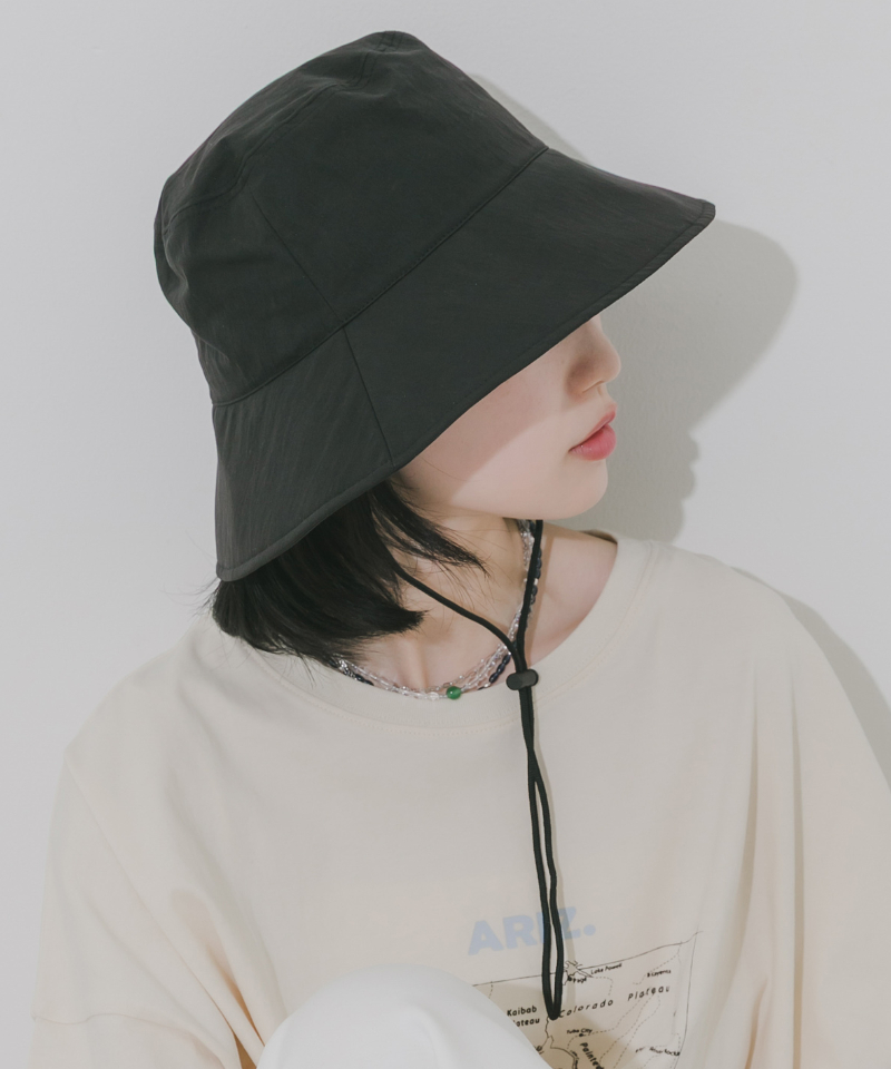 「撥水×UVカット」の帽子で、外遊びをもっと心地よく！