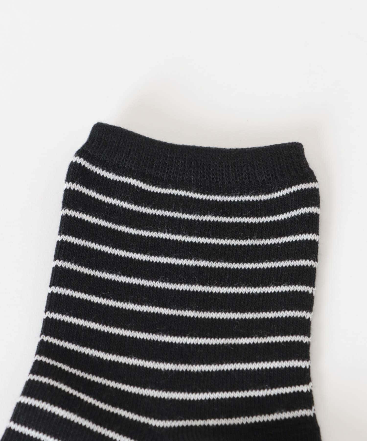 『URTECH』ボーダーソックス BLK×OFF 25-28