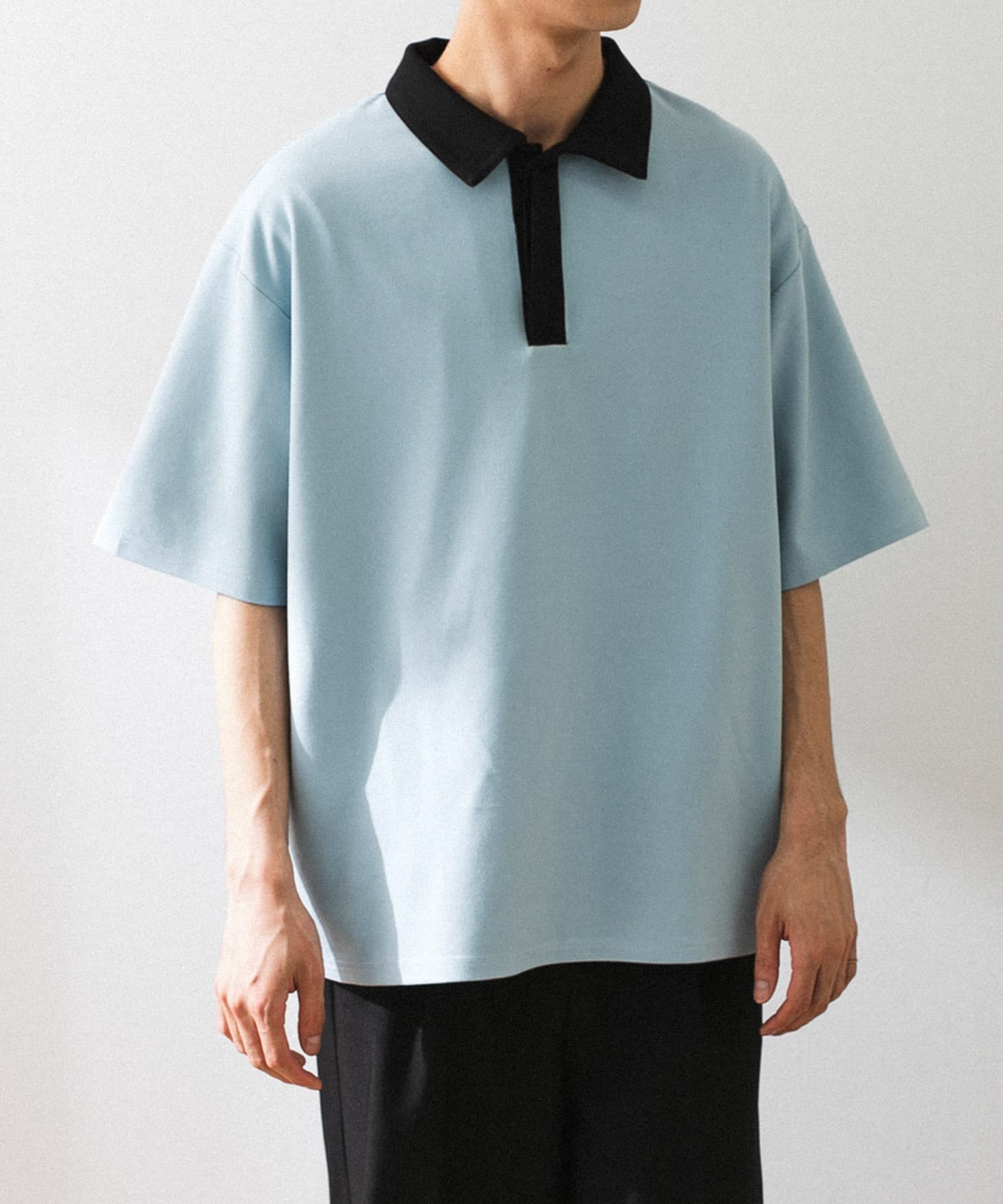 Couleur Meler sakasa　minimal shirts