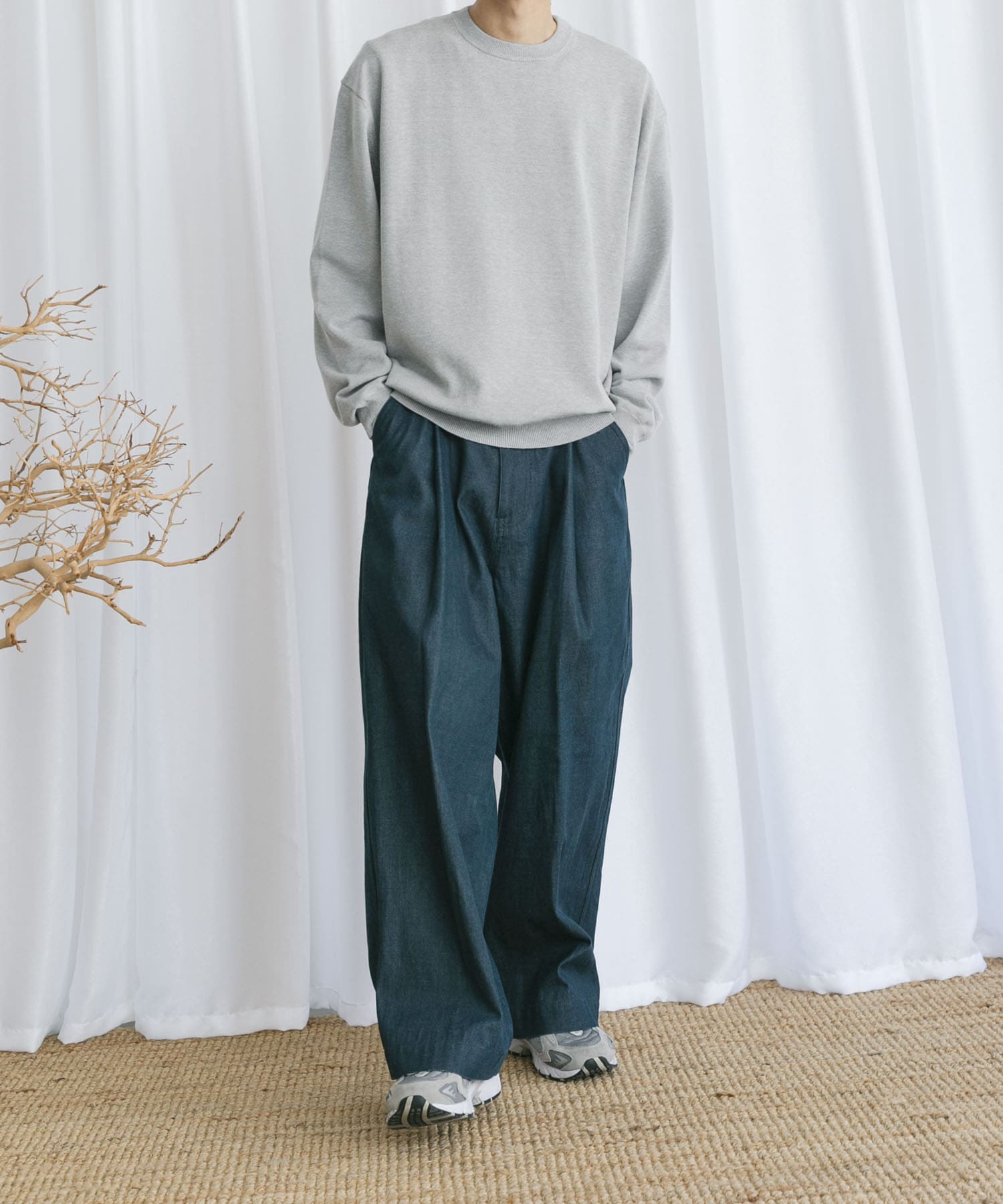 H.GRAY