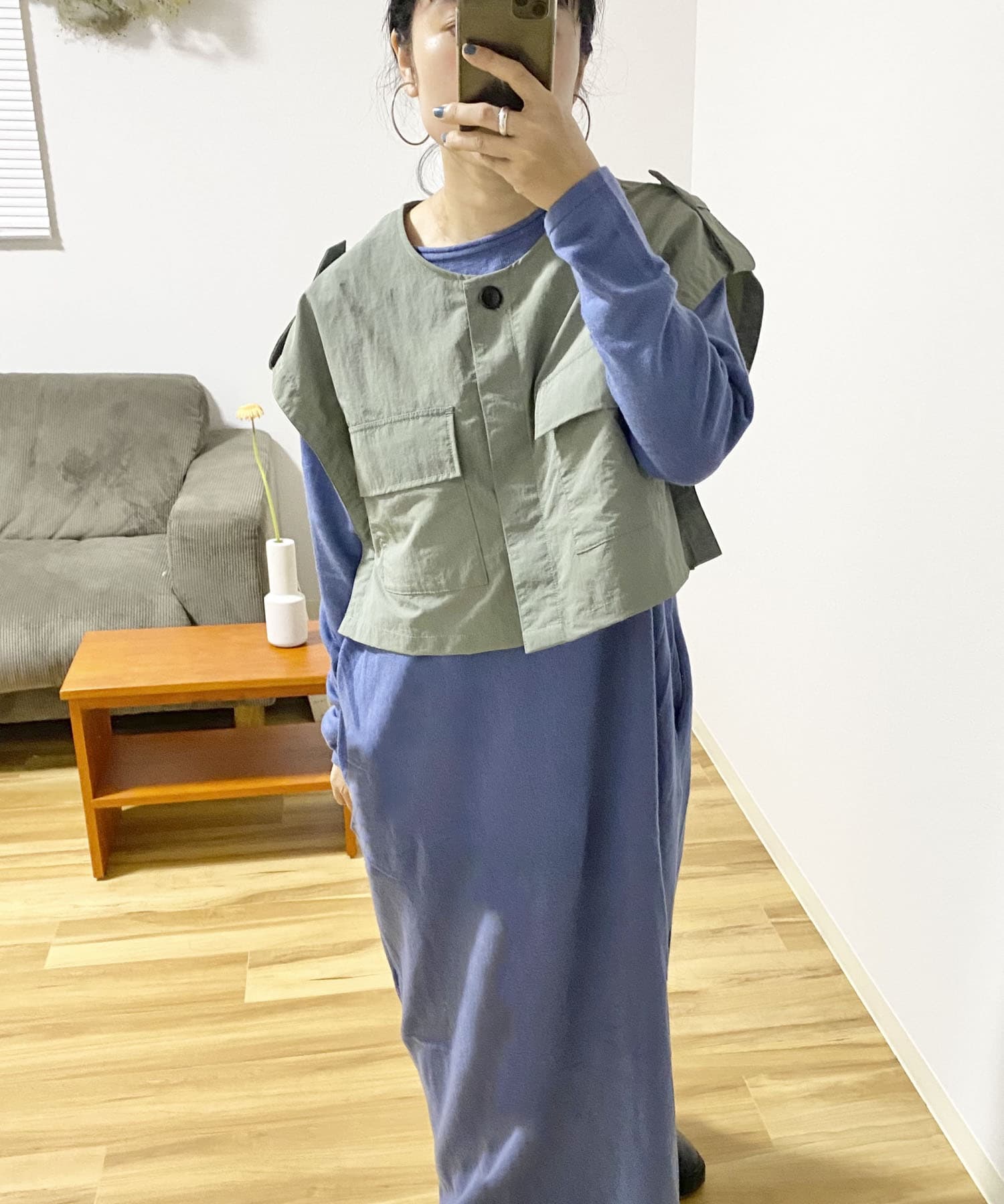 L.KHAKI
