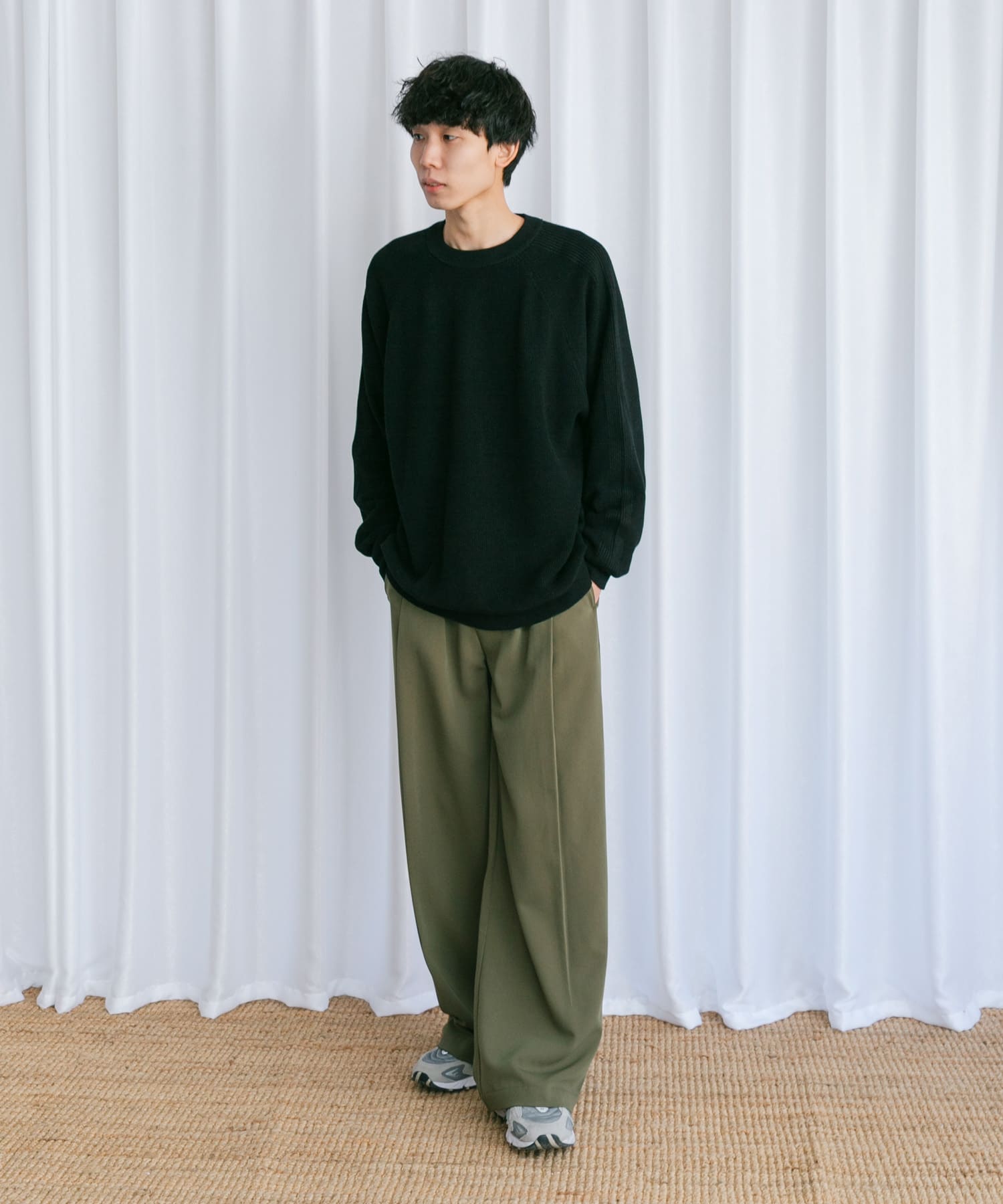 KHAKI