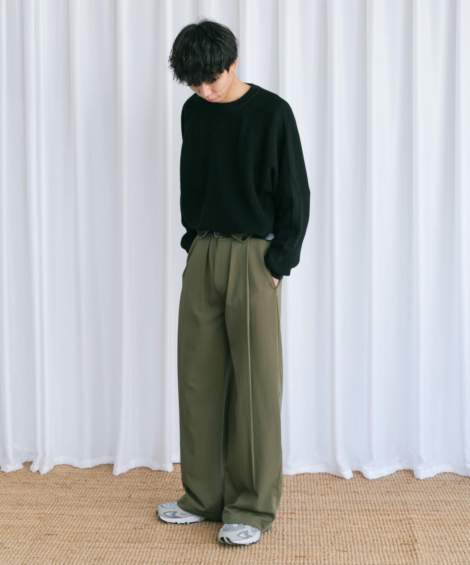 KHAKI
