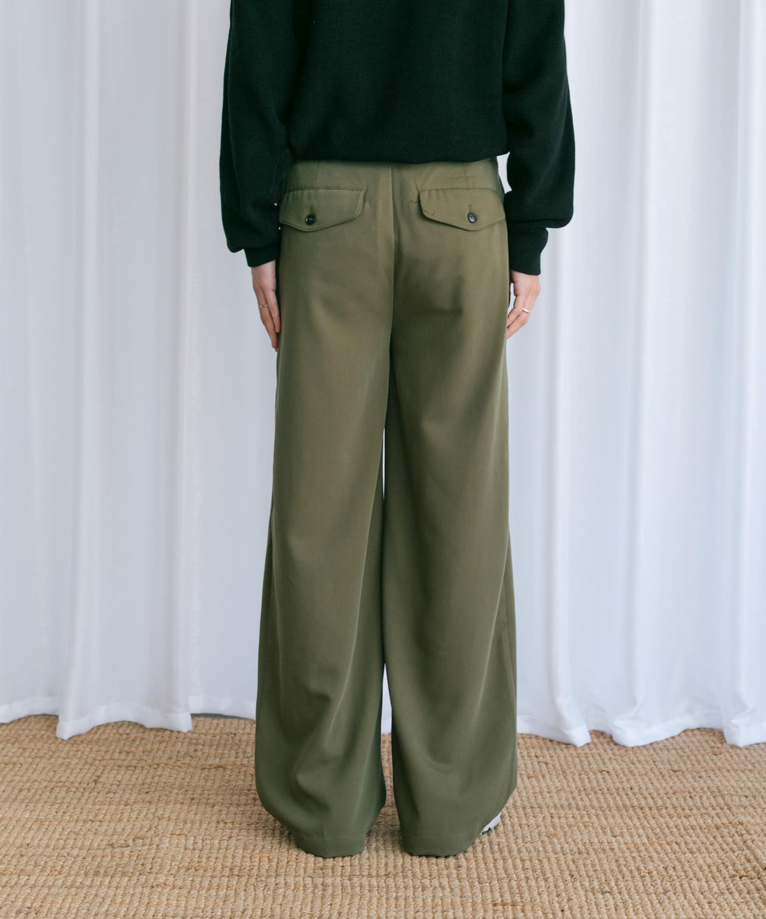 KHAKI