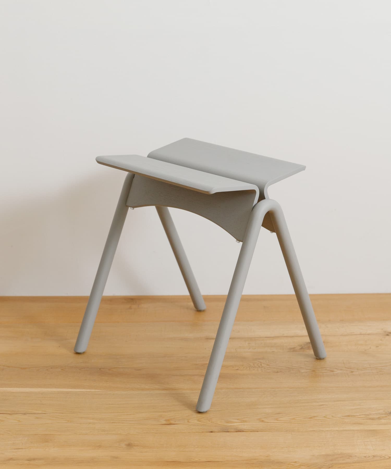 IKASAS　カモメスツール GRAY one