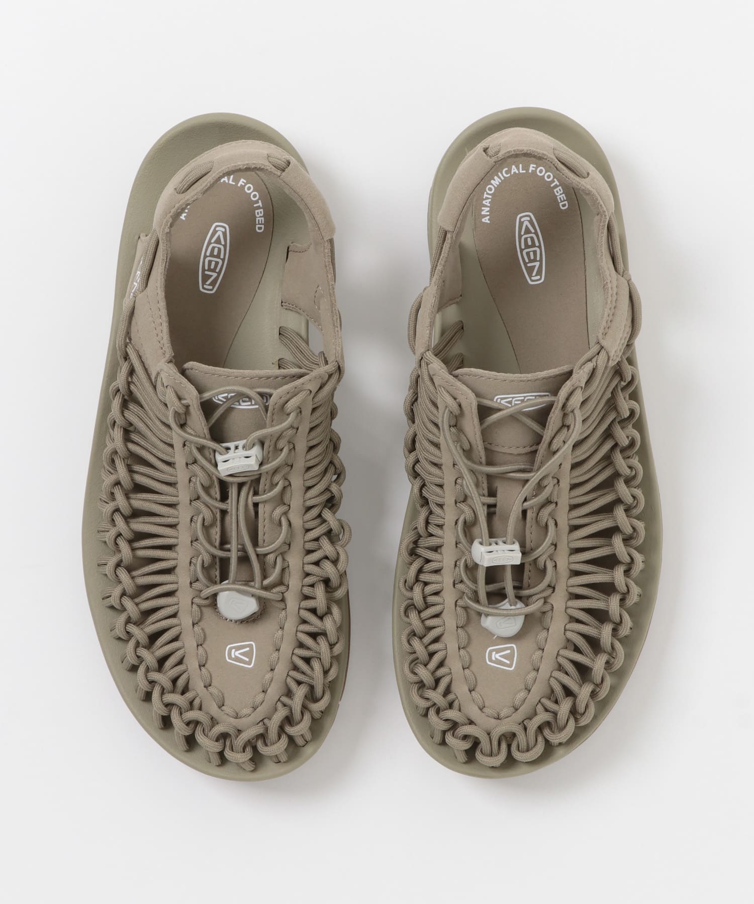 KEEN　UNEEK Timberwolf 8