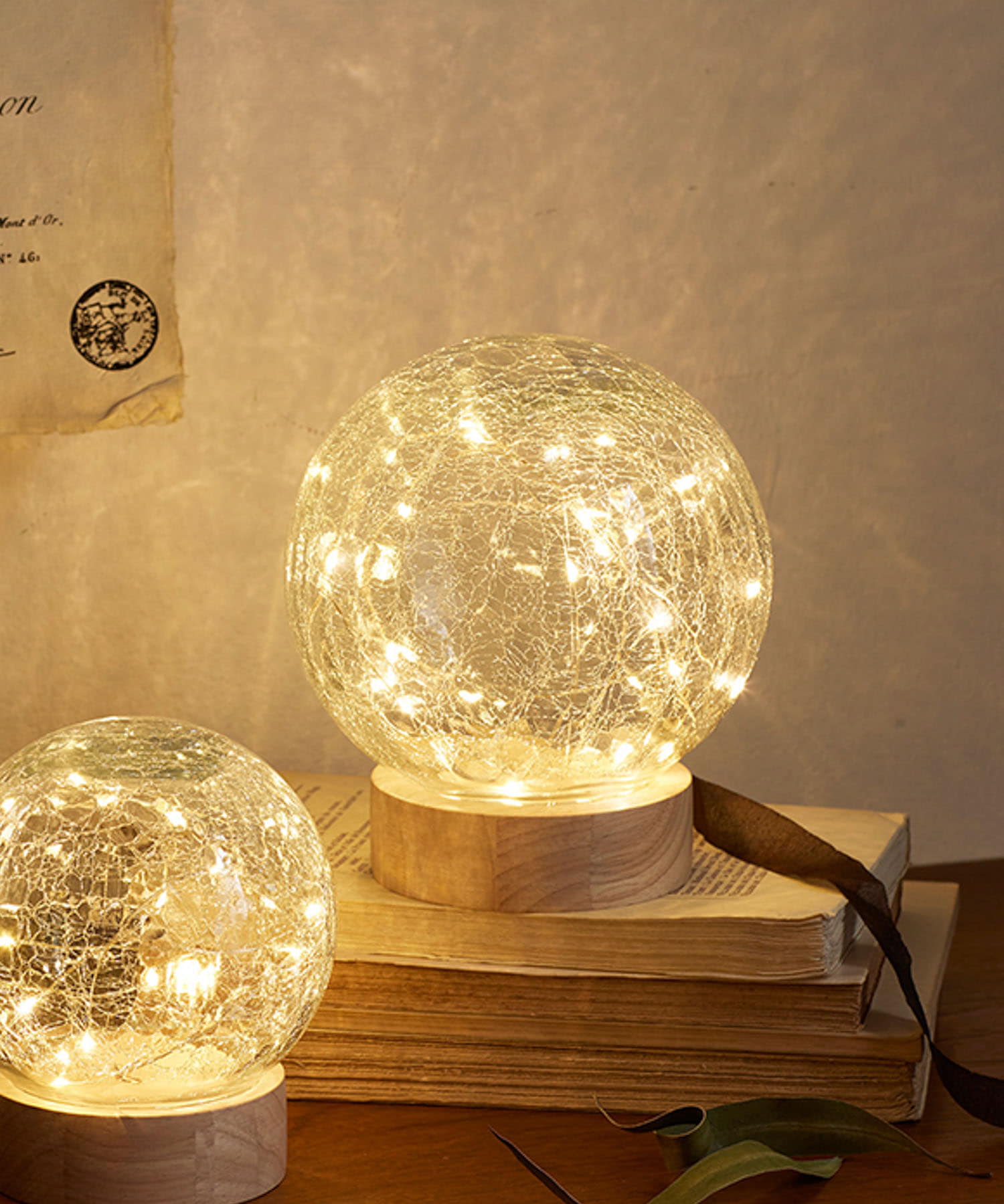 shesay　クラックガラスのLEDライト ドーム L