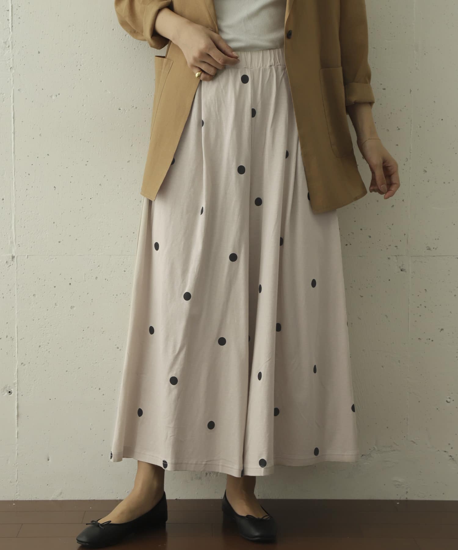 beige