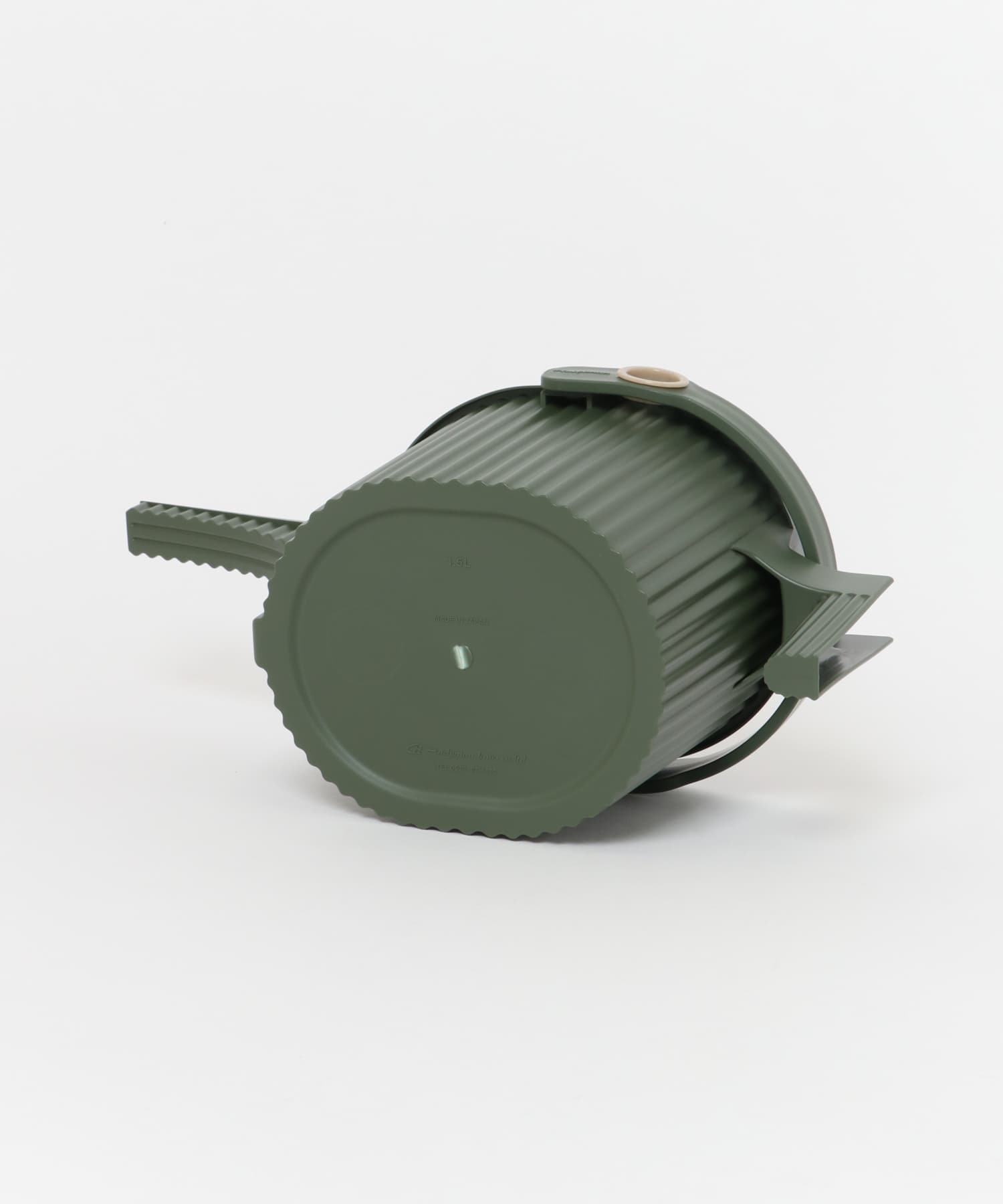 『WEB限定』Hachiman gardens　ガーデンビートル 1.5L ダークグリーン -