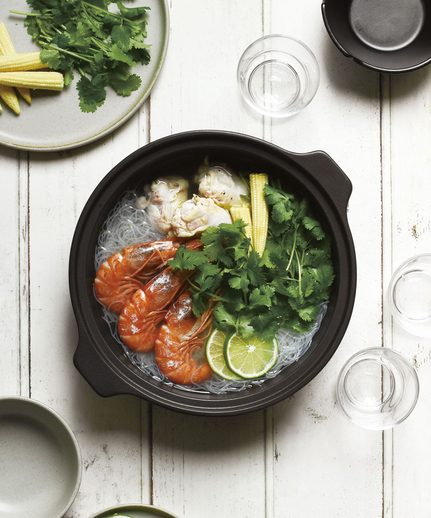 Kinto Kakomi IH Donabe ブラック　キントー　2.5リットル IH対応】KINTO KAKOMI IH土鍋 2.5L(- ブラック): キッチン｜URBAN