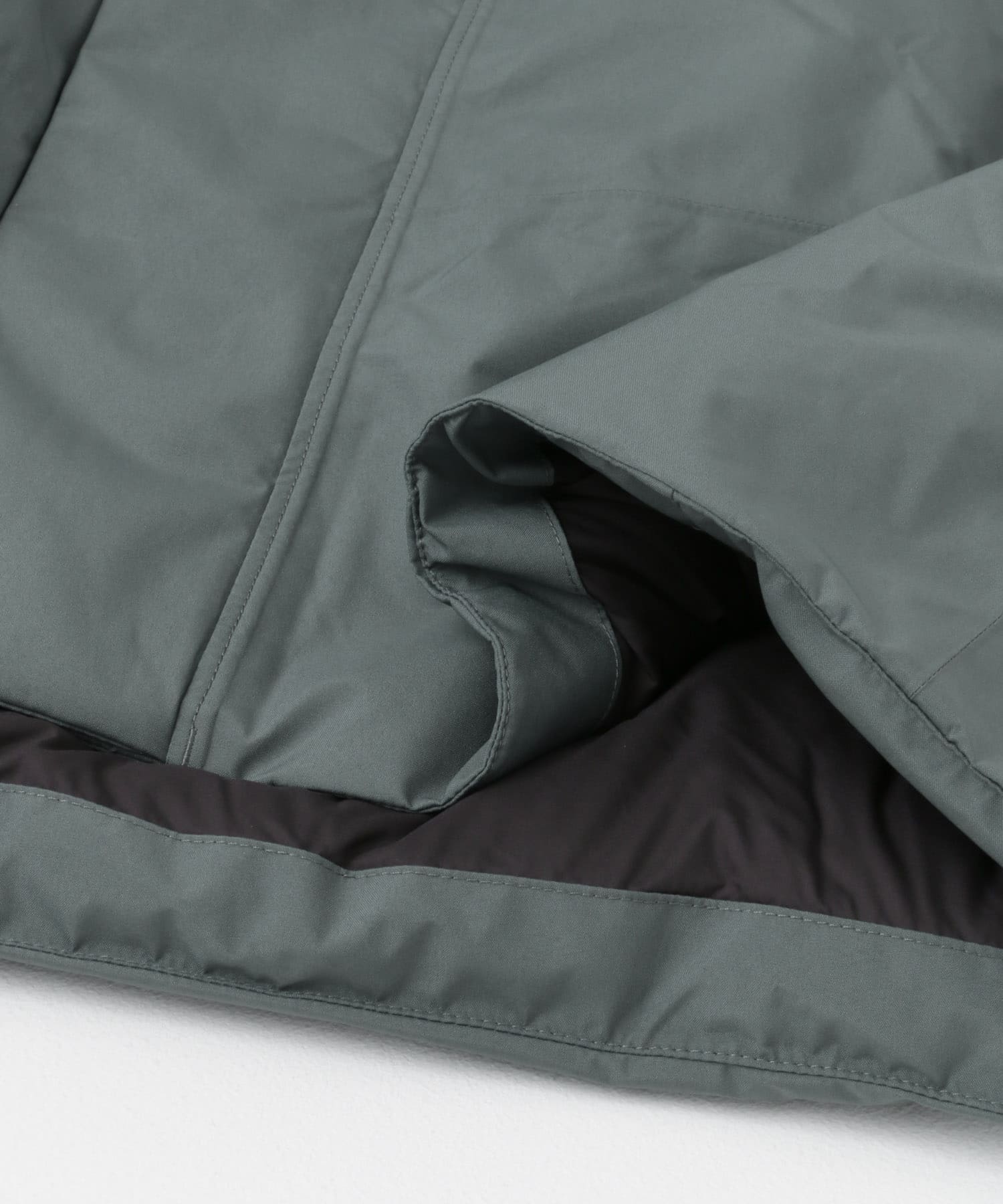 patagonia　Ms Stormshadow Parka NUVG S