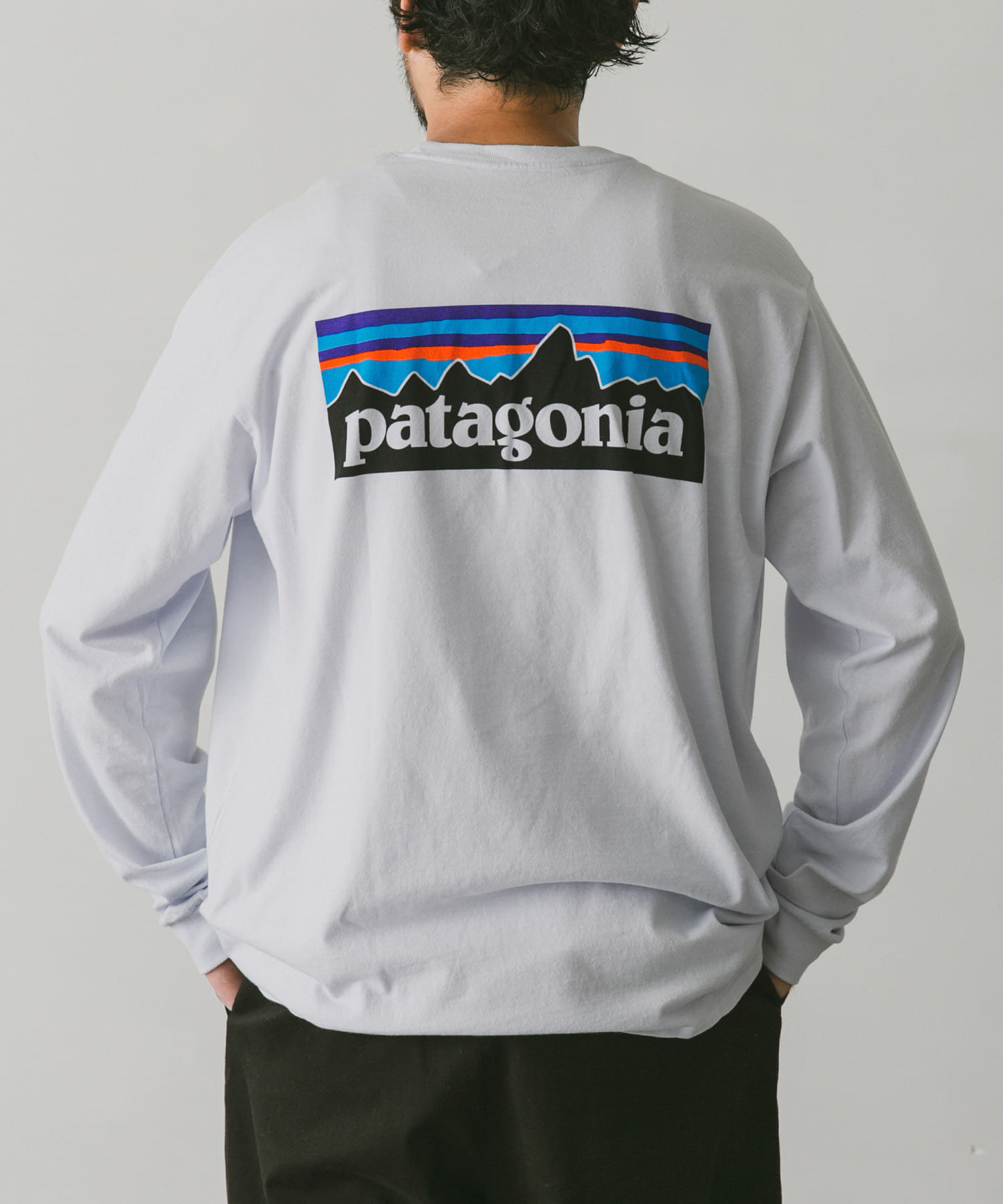 patagonia　Long-Sleeve P-6 Logo Re-T-Shirts