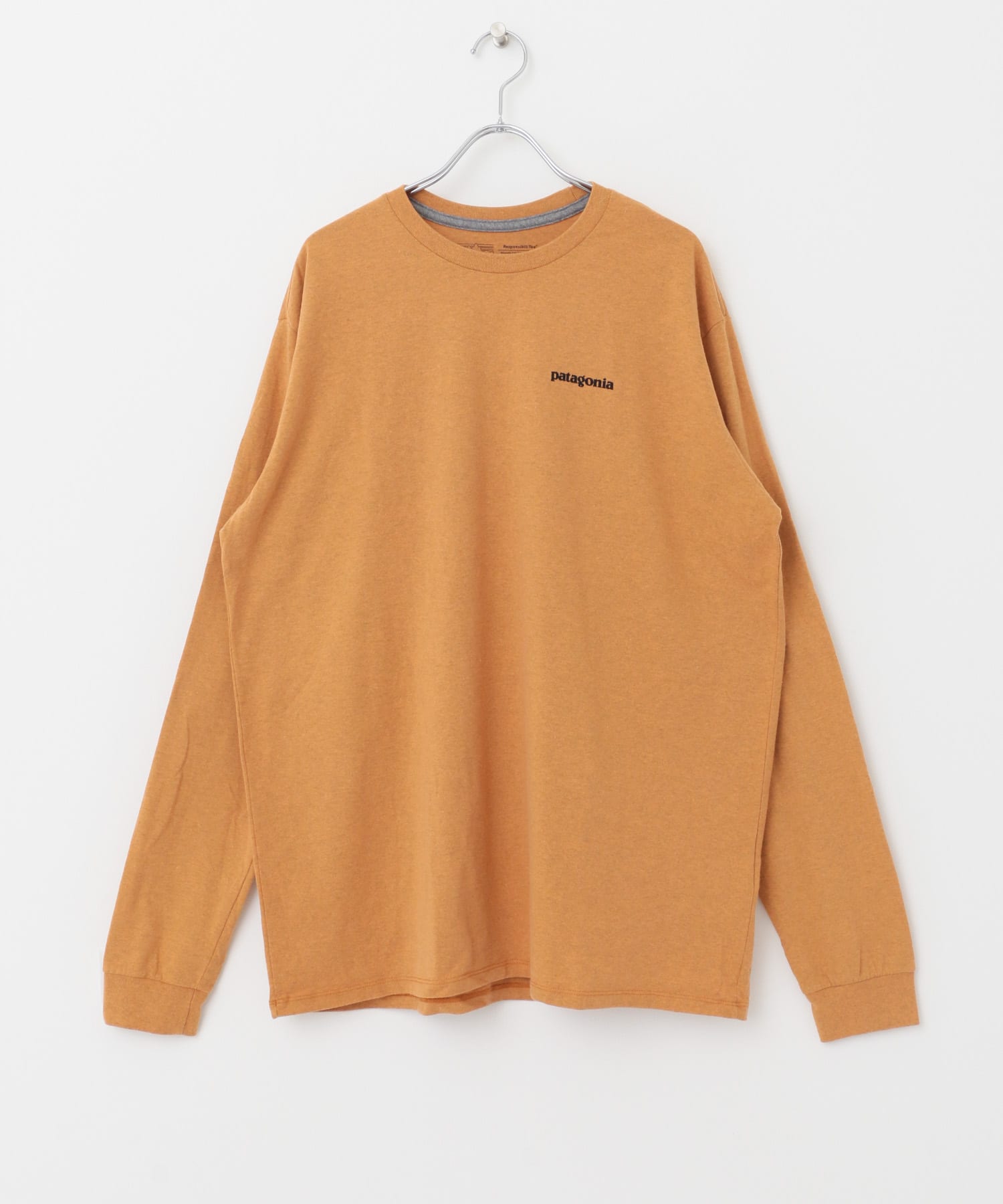 patagonia　Long-Sleeve P-6 Logo Re-T-Shirts