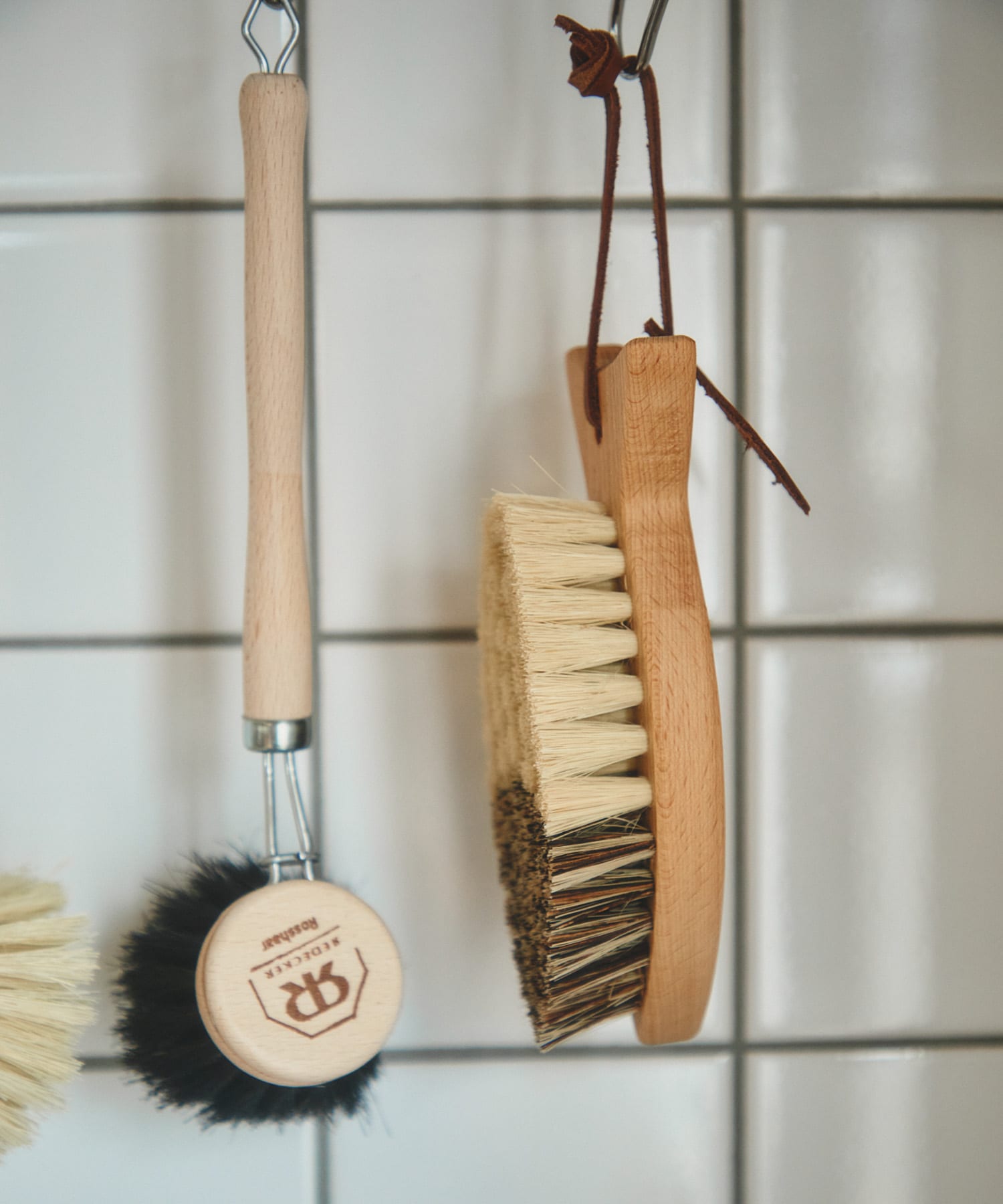 REDECKER　魚型ベジタブルブラシ