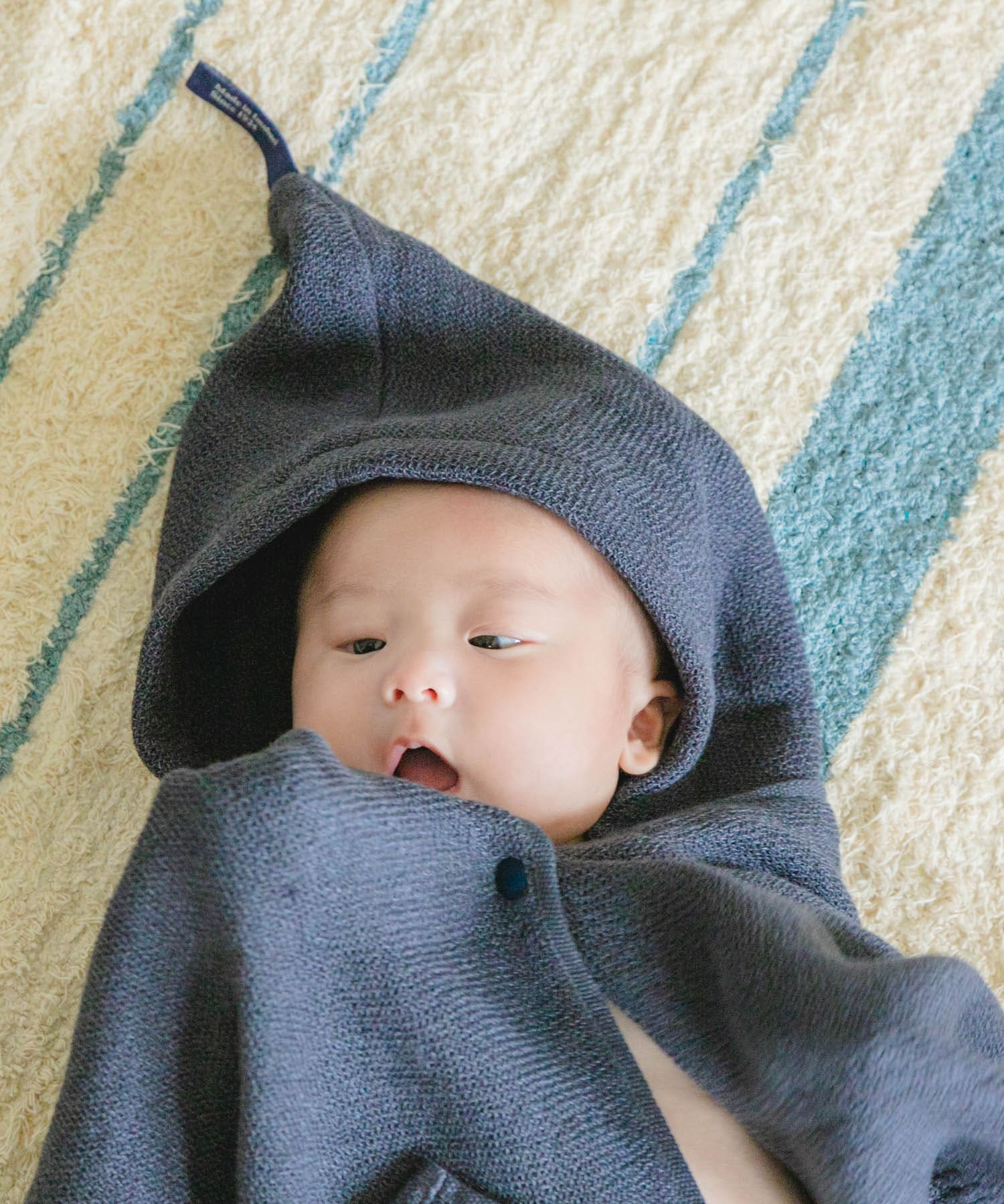 ネイビー