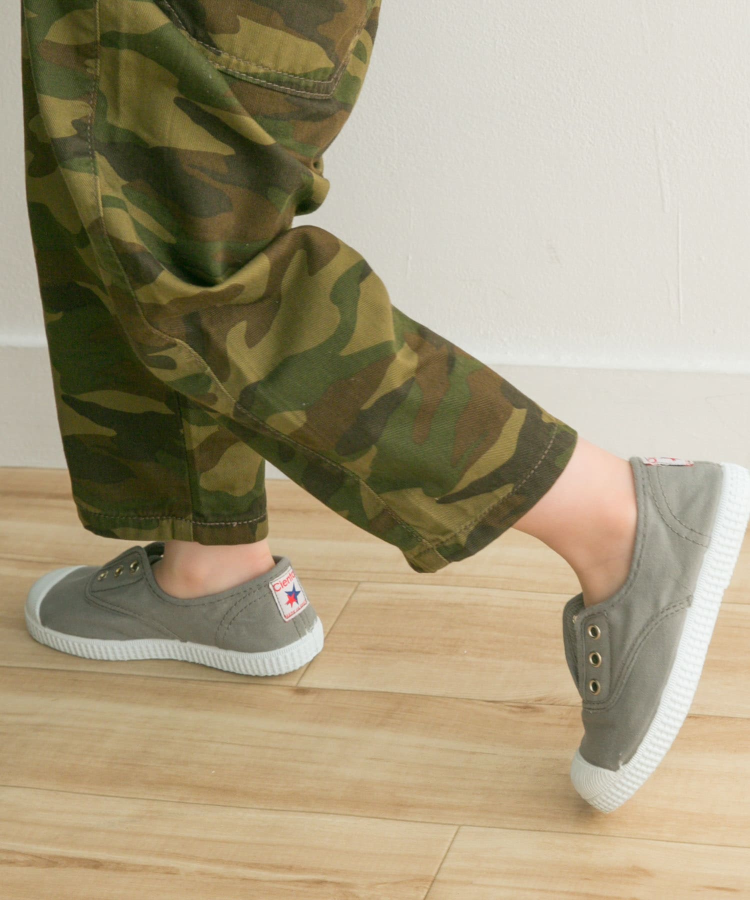 『WEB限定』Cienta　キャンバススニーカー(KIDS) grey 16