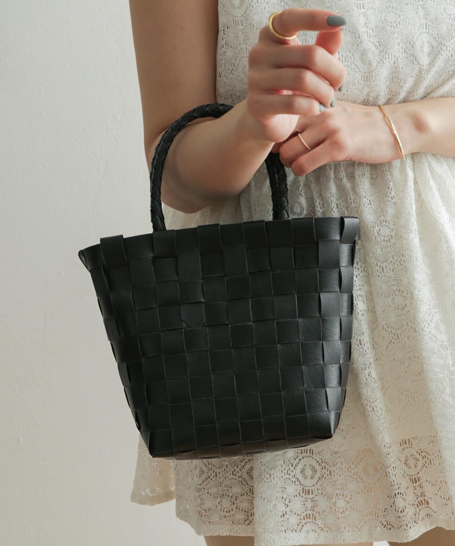 commpost　マーケットバッグ Black one