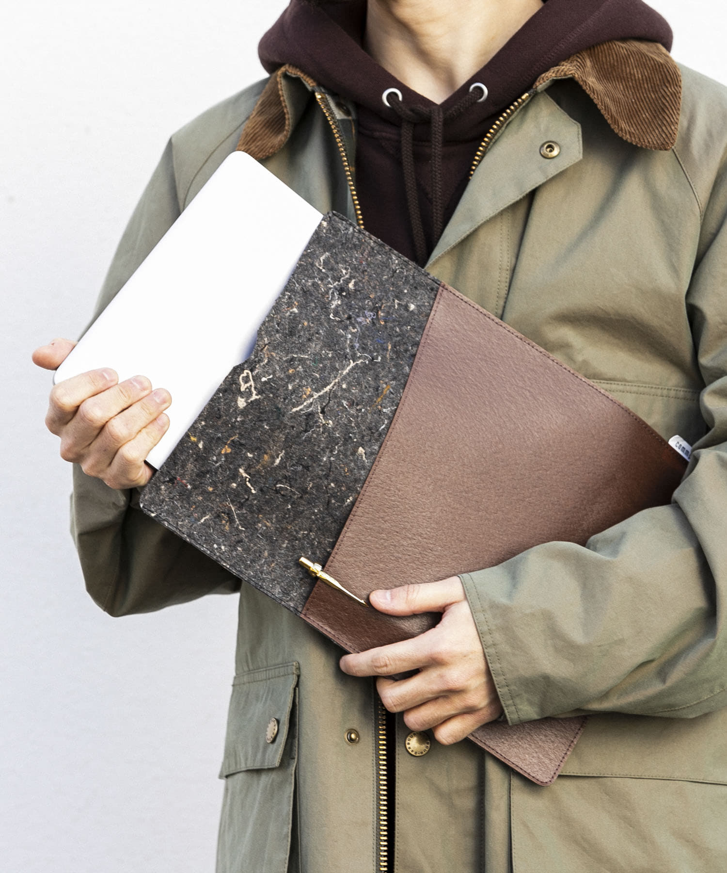 『WEB限定』commpost　PC CASE(13インチ対応) Brown FREE