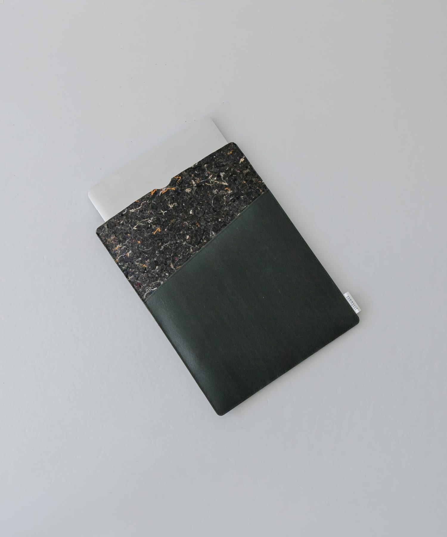 『WEB限定』commpost　PC CASE(13インチ対応) Green FREE