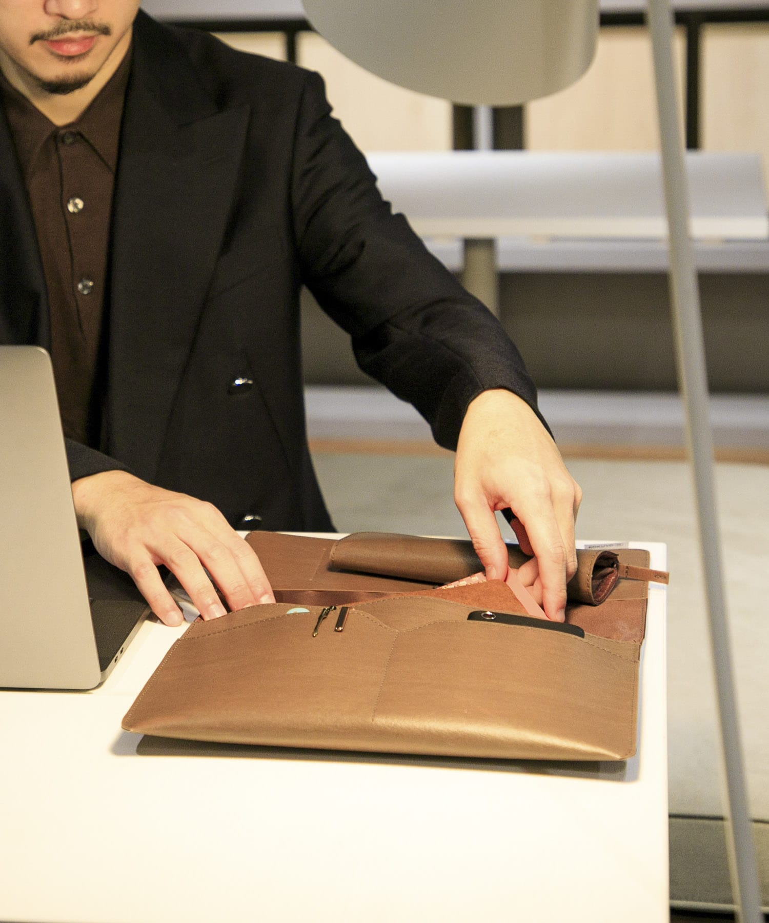 KOKUYO ME×commpost　フラットケース Brown one