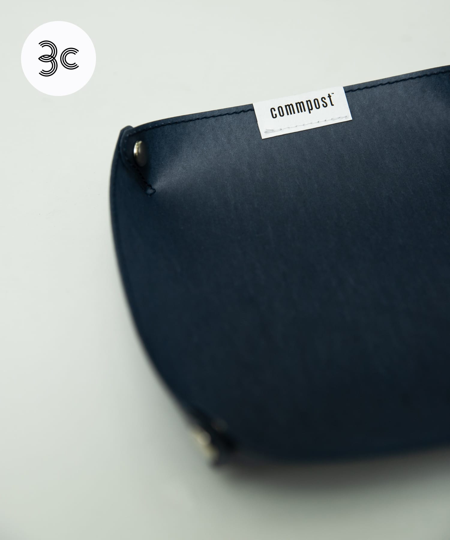 『WEB/一部店舗限定カラー』commpost　オーバルトレー Navy FREE