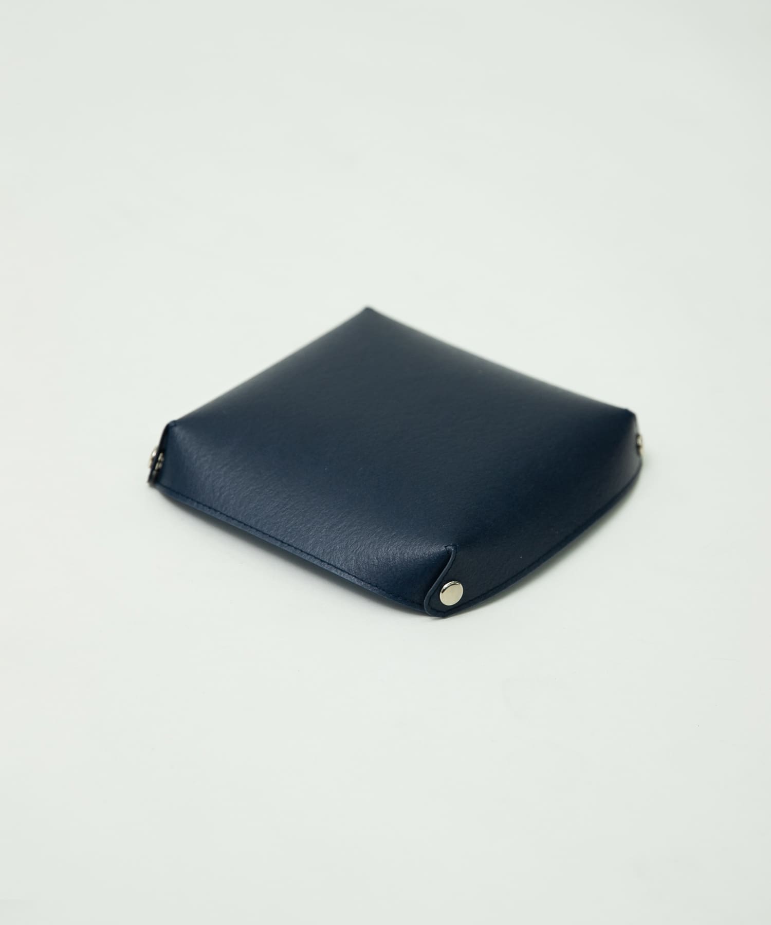 『WEB/一部店舗限定カラー』commpost　オーバルトレー Navy FREE