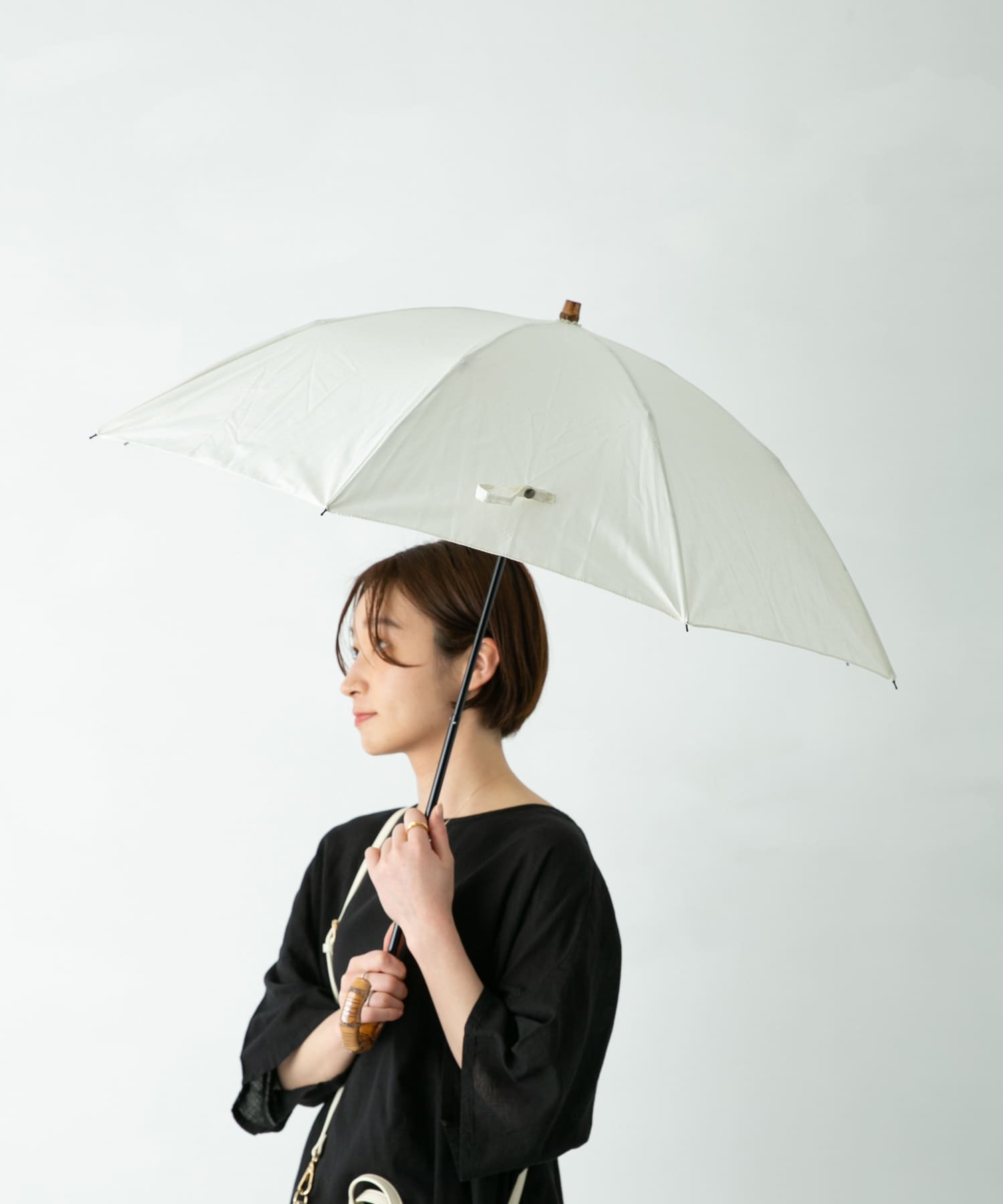 折り畳み傘とは思えないしっかりした骨感