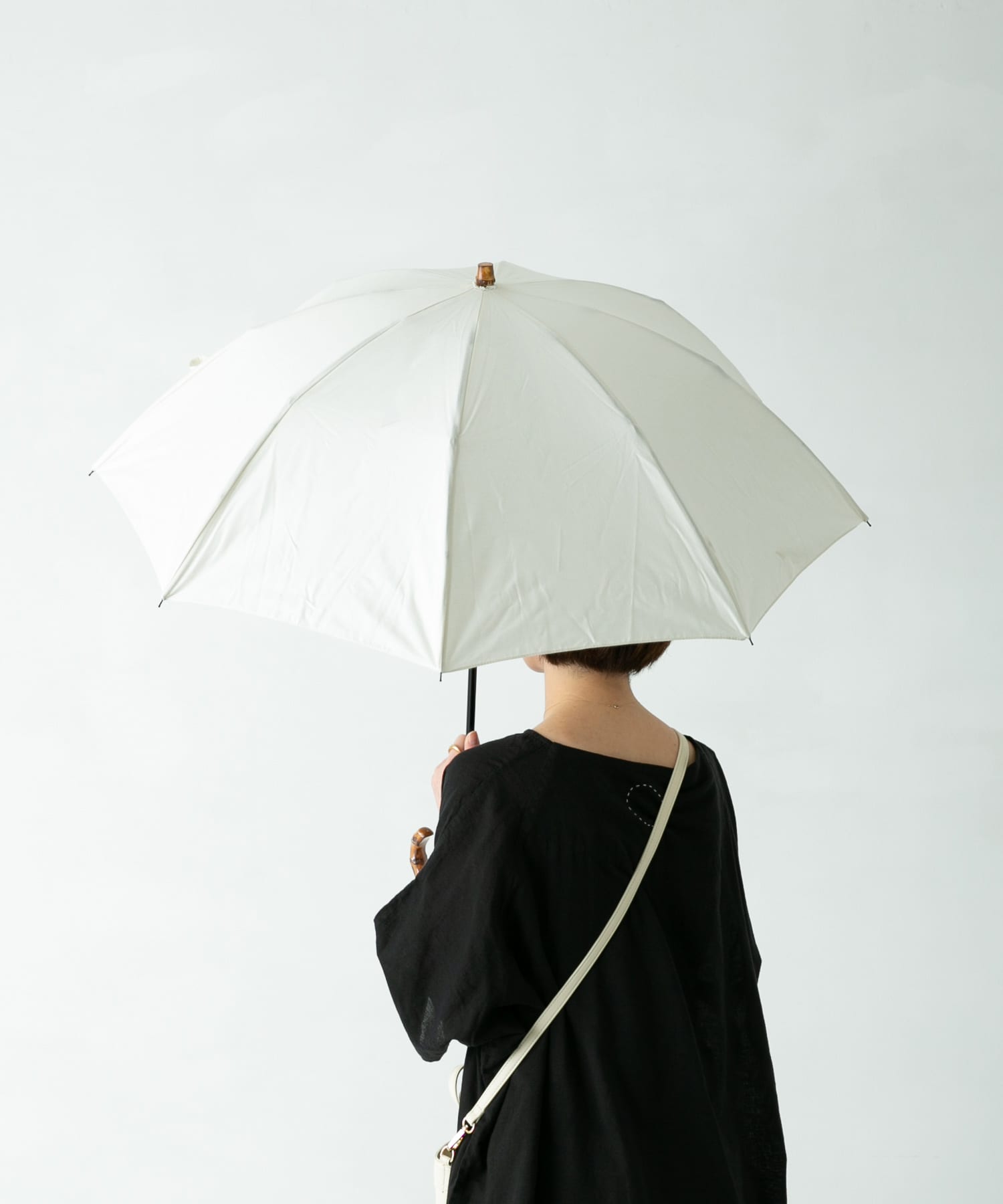 『WEB限定』CINQ　晴雨兼用折りたたみ傘 アイボリー -