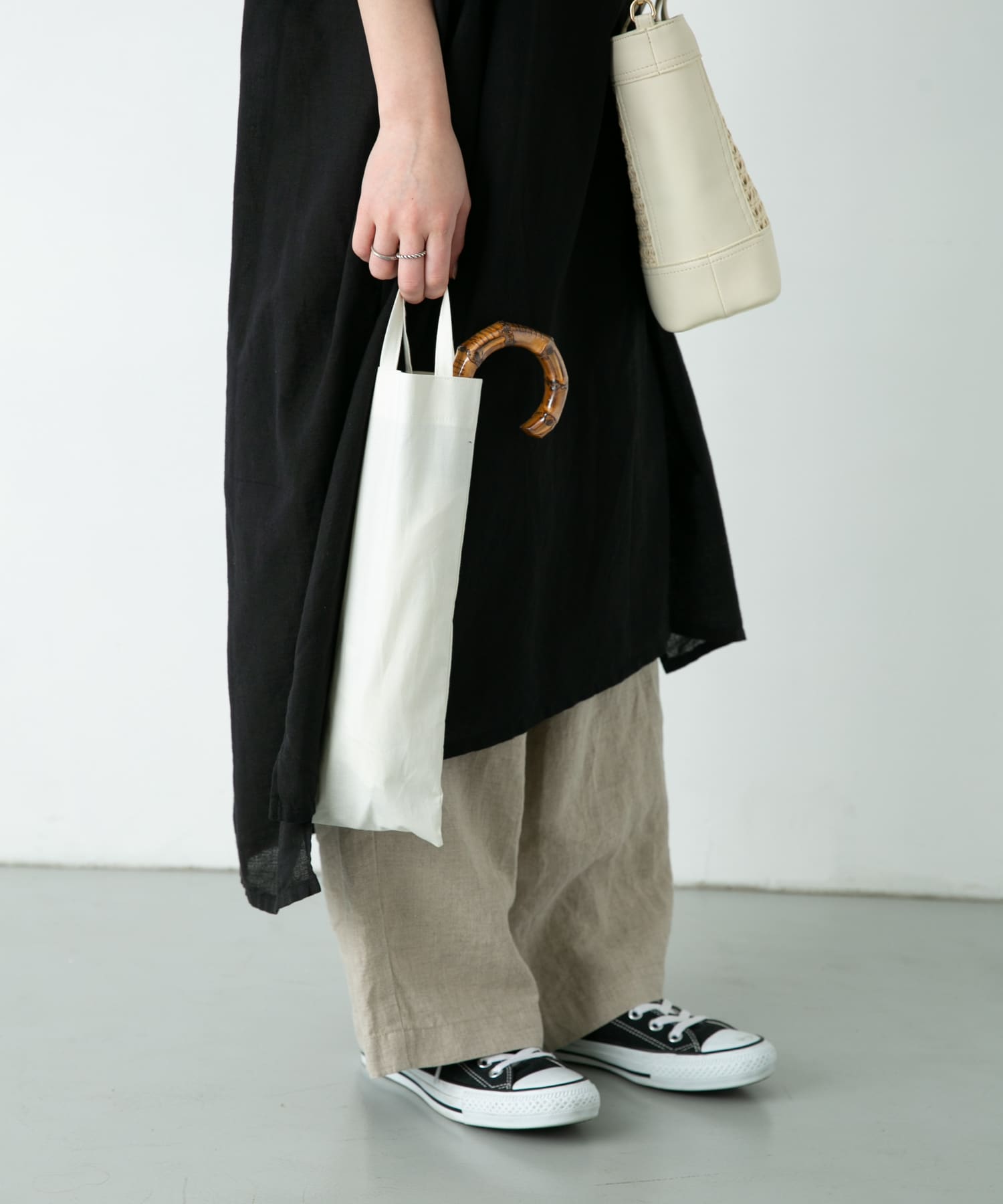 折り畳み傘なので引きずる心配もありません◎