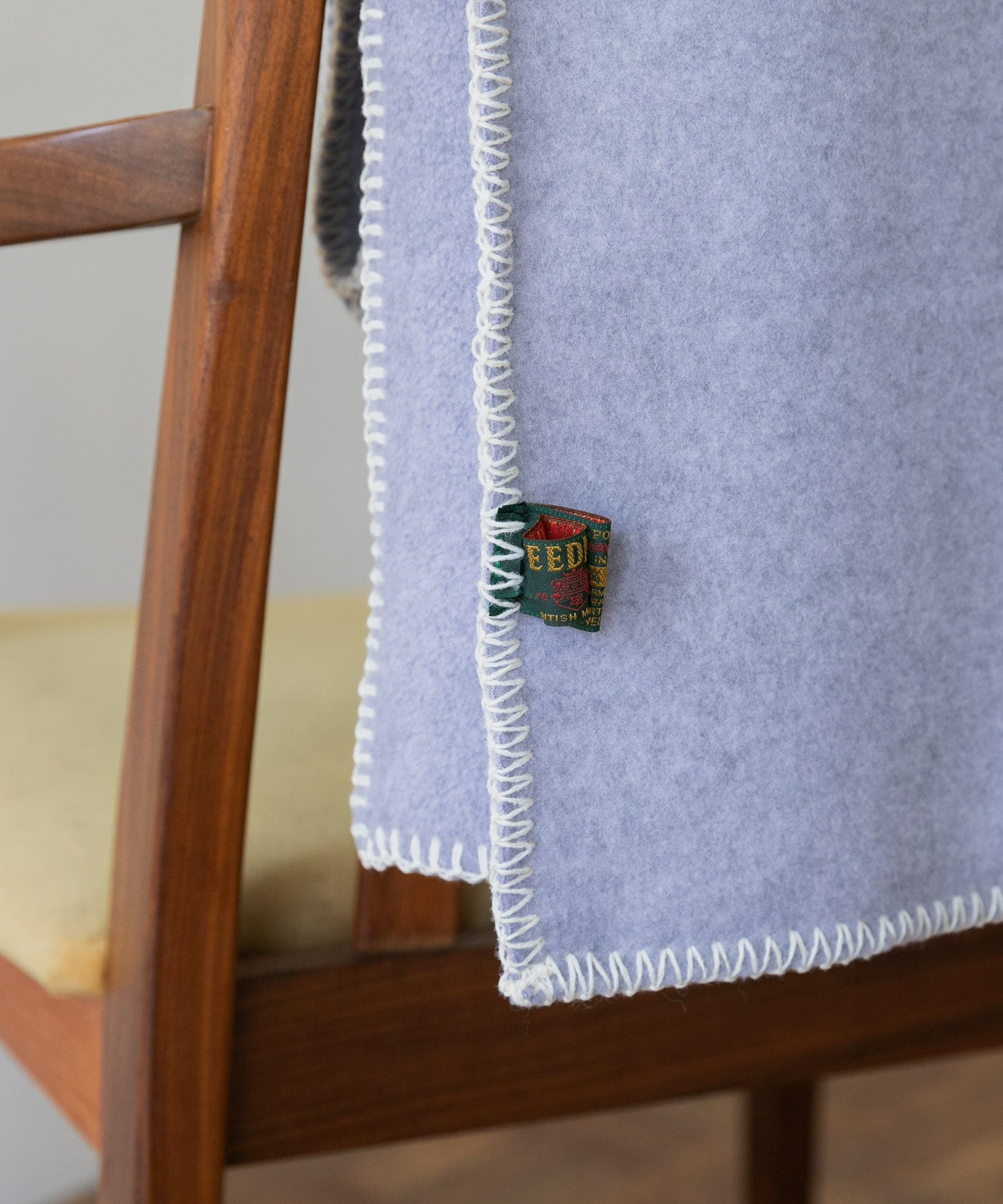CINQ　TWEEDMILLフリースミニブランケット Lavender -