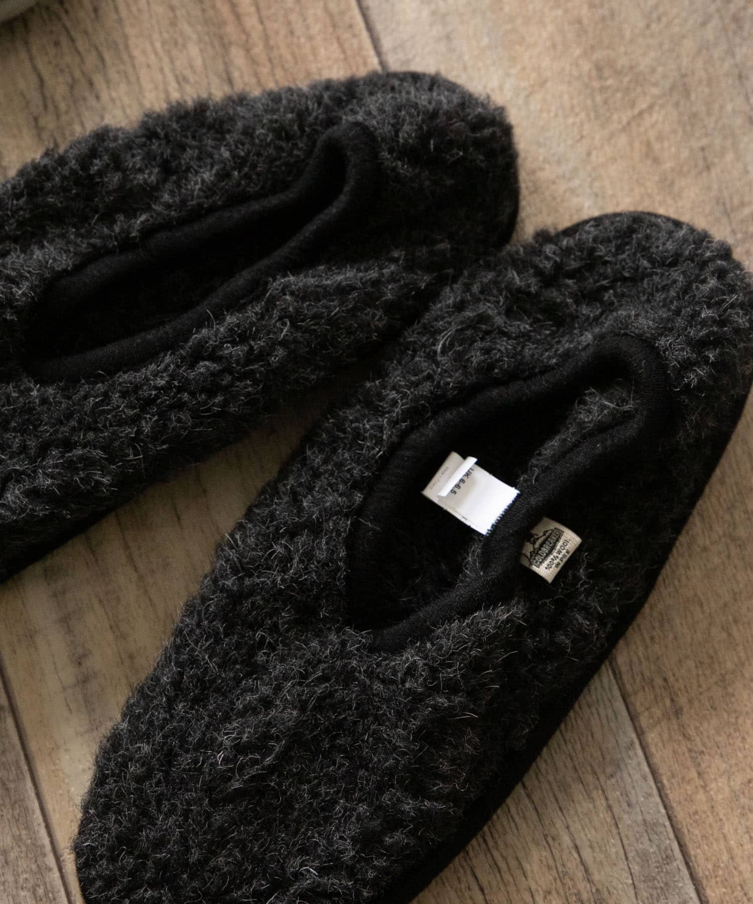 『WEB限定』CINQ　COLD BREAKER ルームシューズ ブラック M