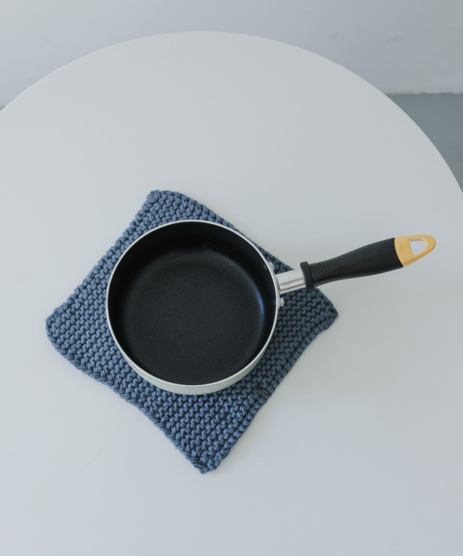 CINQ　Solwang ポットホルダー indigoblue -