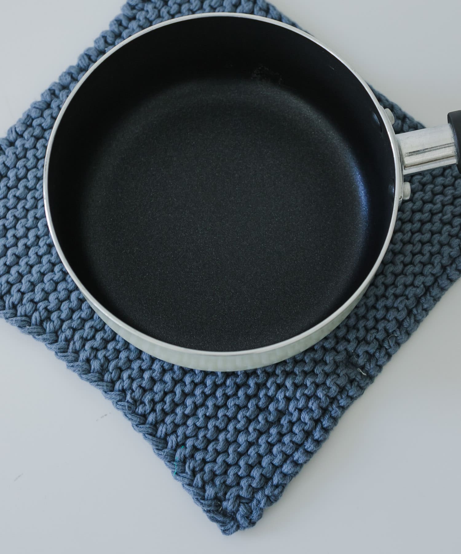 CINQ　Solwang ポットホルダー indigoblue -