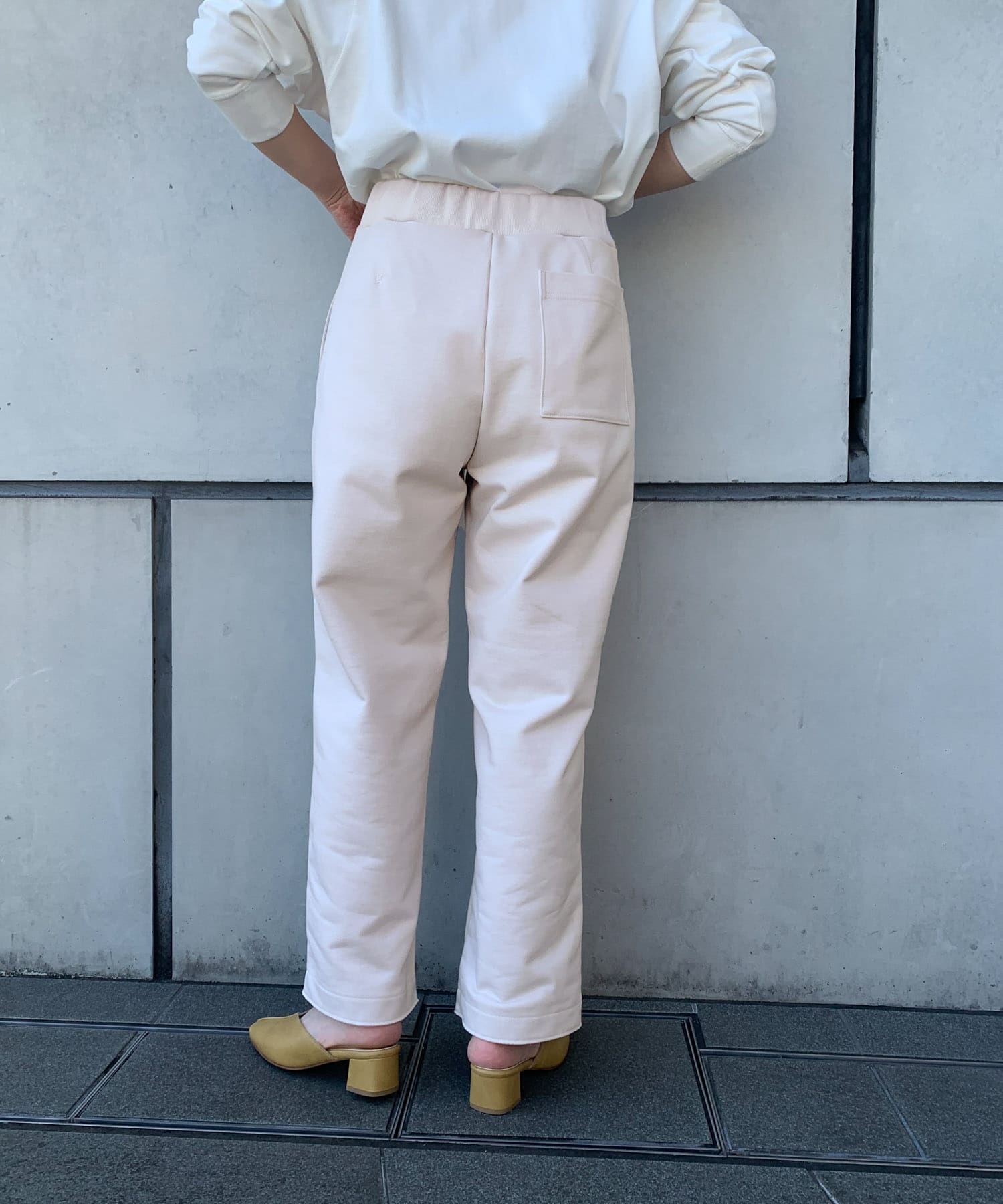UNIFY　カットオフ裏毛パンツ PINK BEIGE FREE