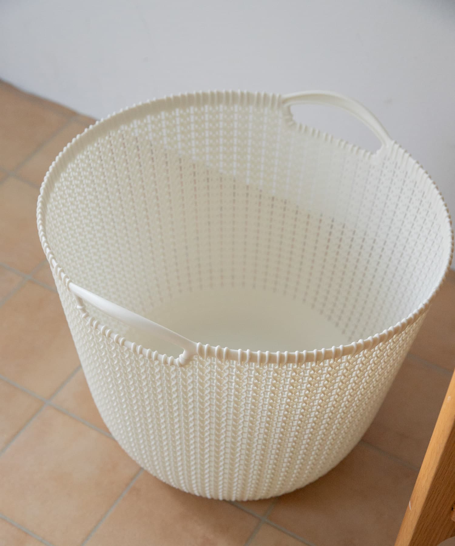 『WEB限定』CURVER　ラウンドバスケット 30L ホワイト -