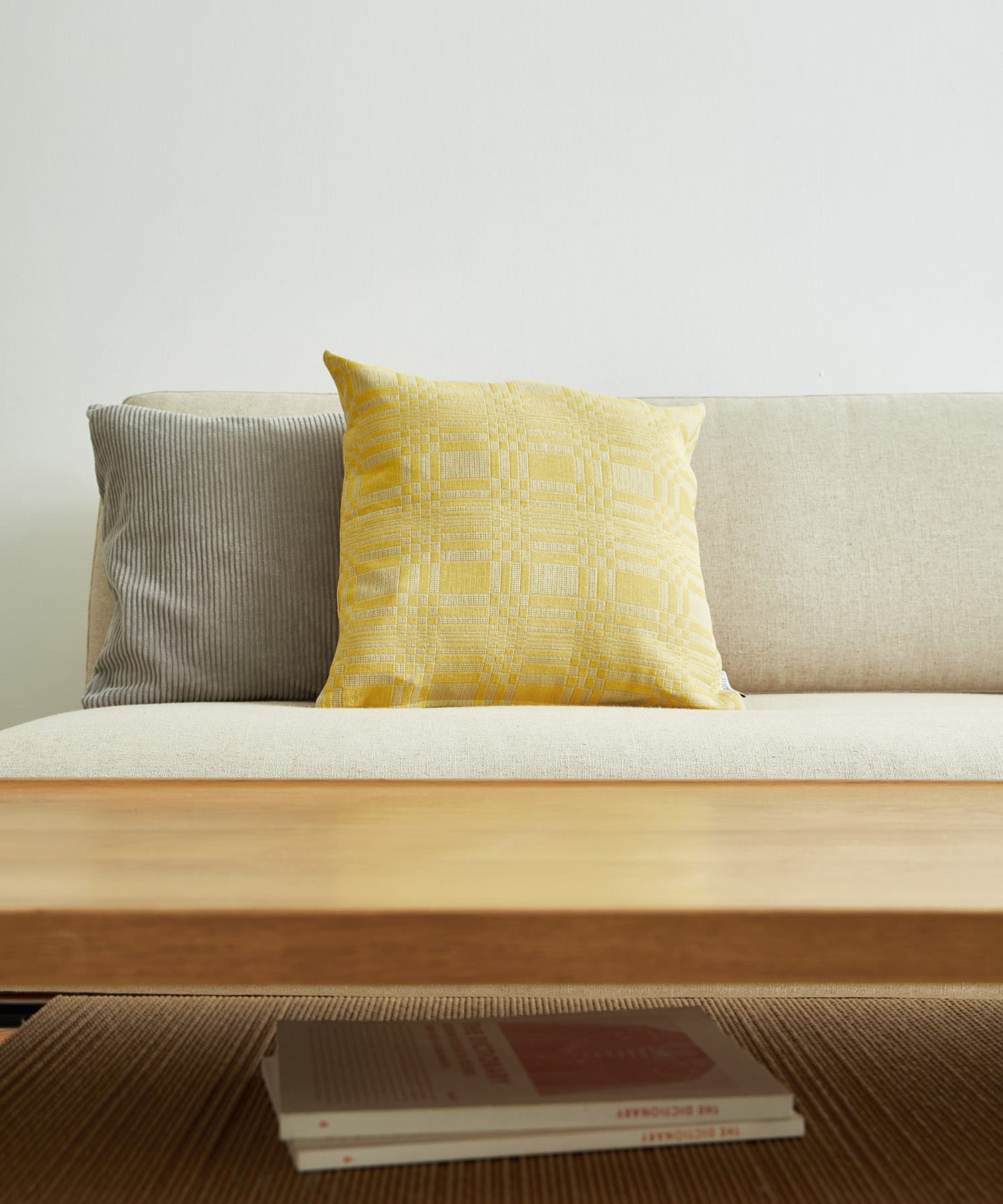 JOHANNA GULLICHSEN　ZippedCushionCover Doris Straw -