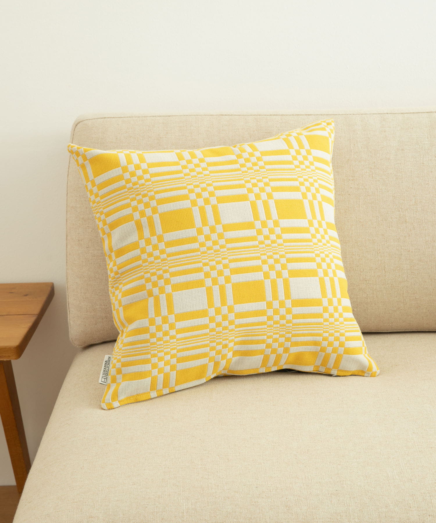 JOHANNA GULLICHSEN　ZippedCushionCover Doris