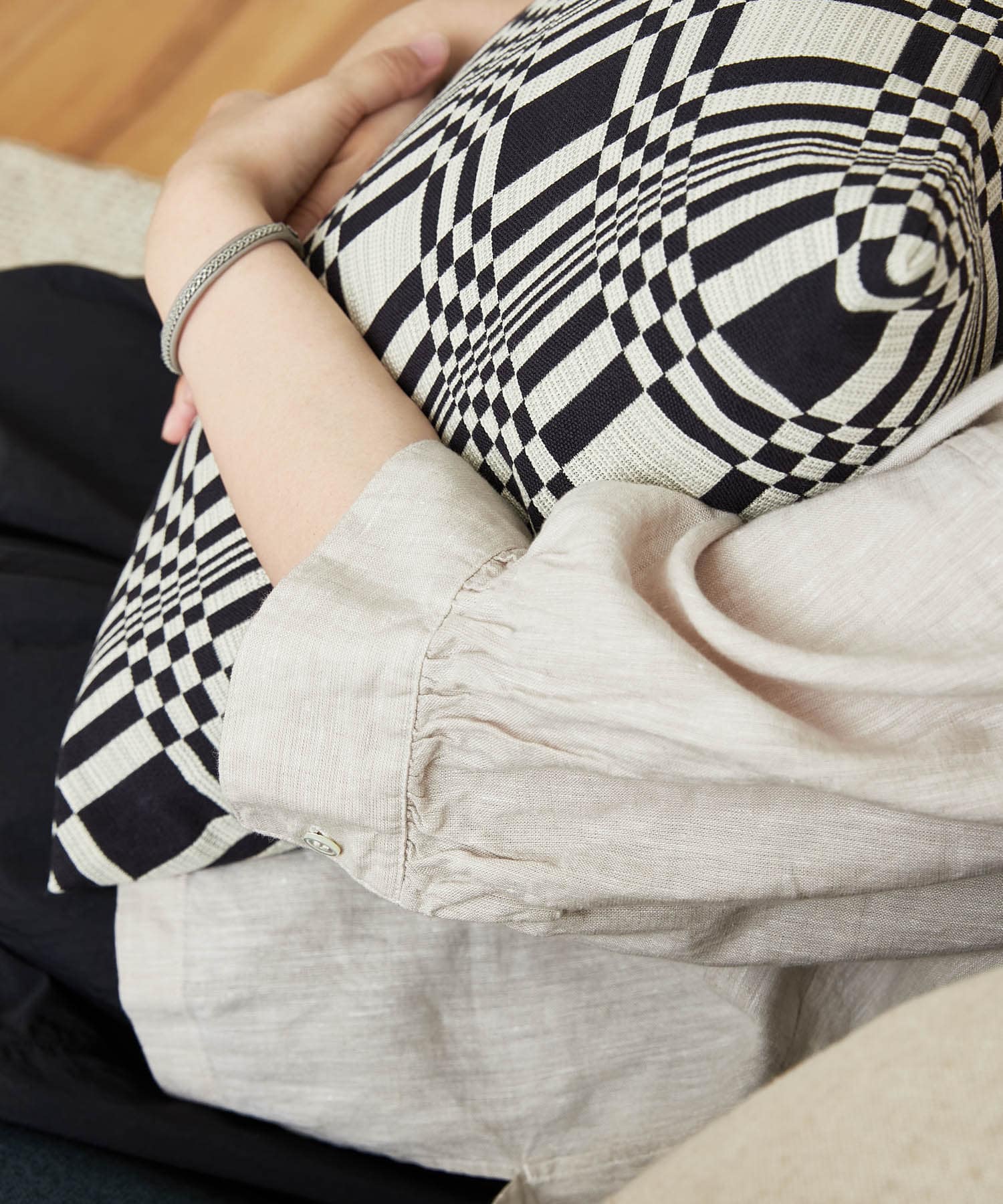 JOHANNA GULLICHSEN　ZippedCushionCover Doris Black -