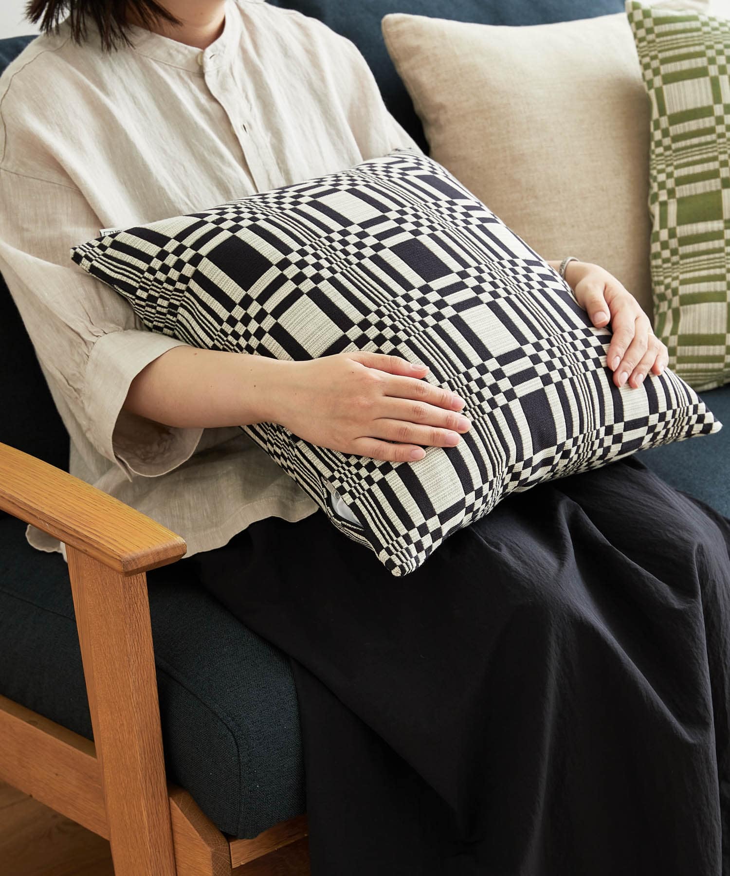 JOHANNA GULLICHSEN　ZippedCushionCover Doris Black -