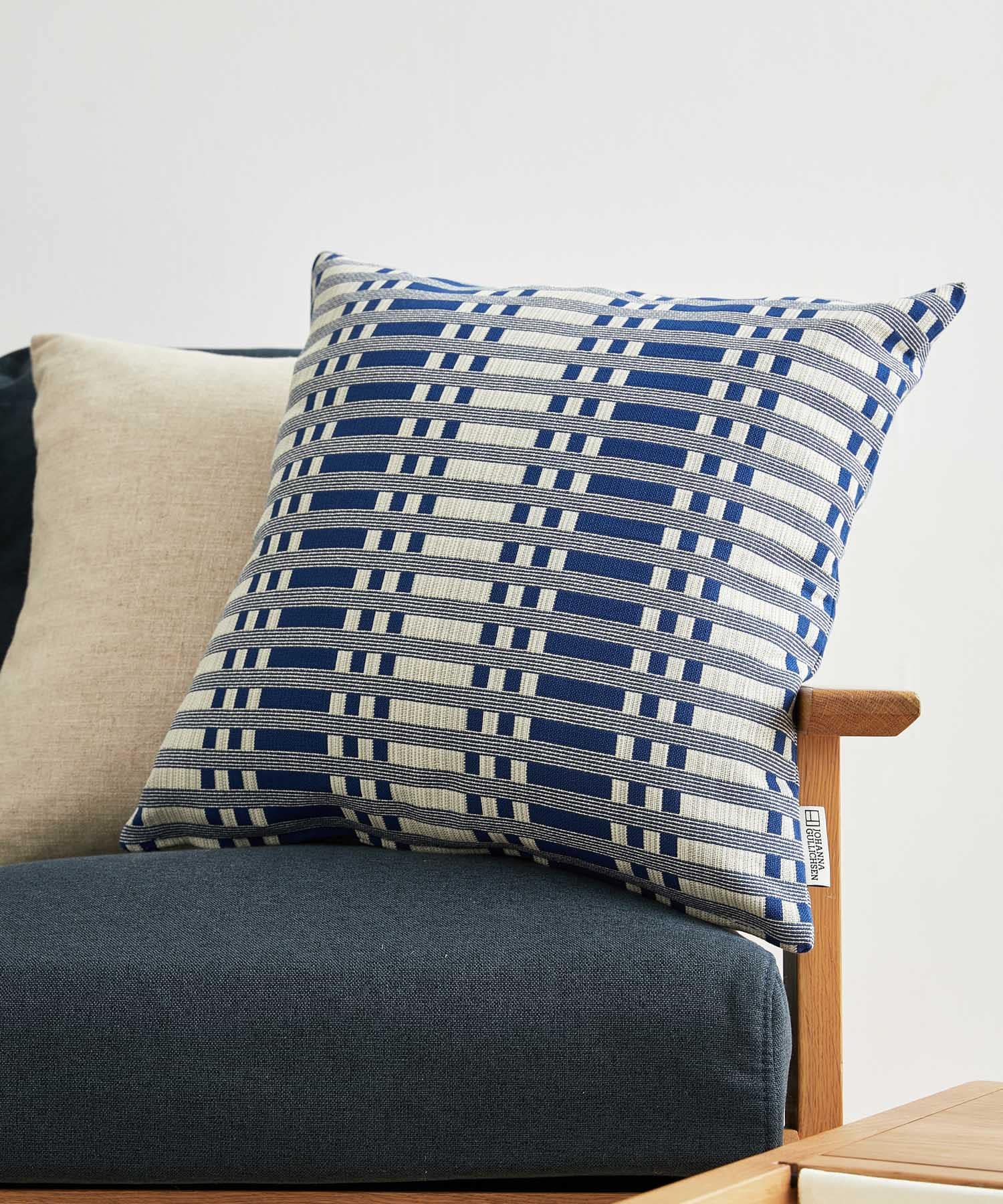 JOHANNA GULLICHSEN　ZippedCushionCover Titho Blue -