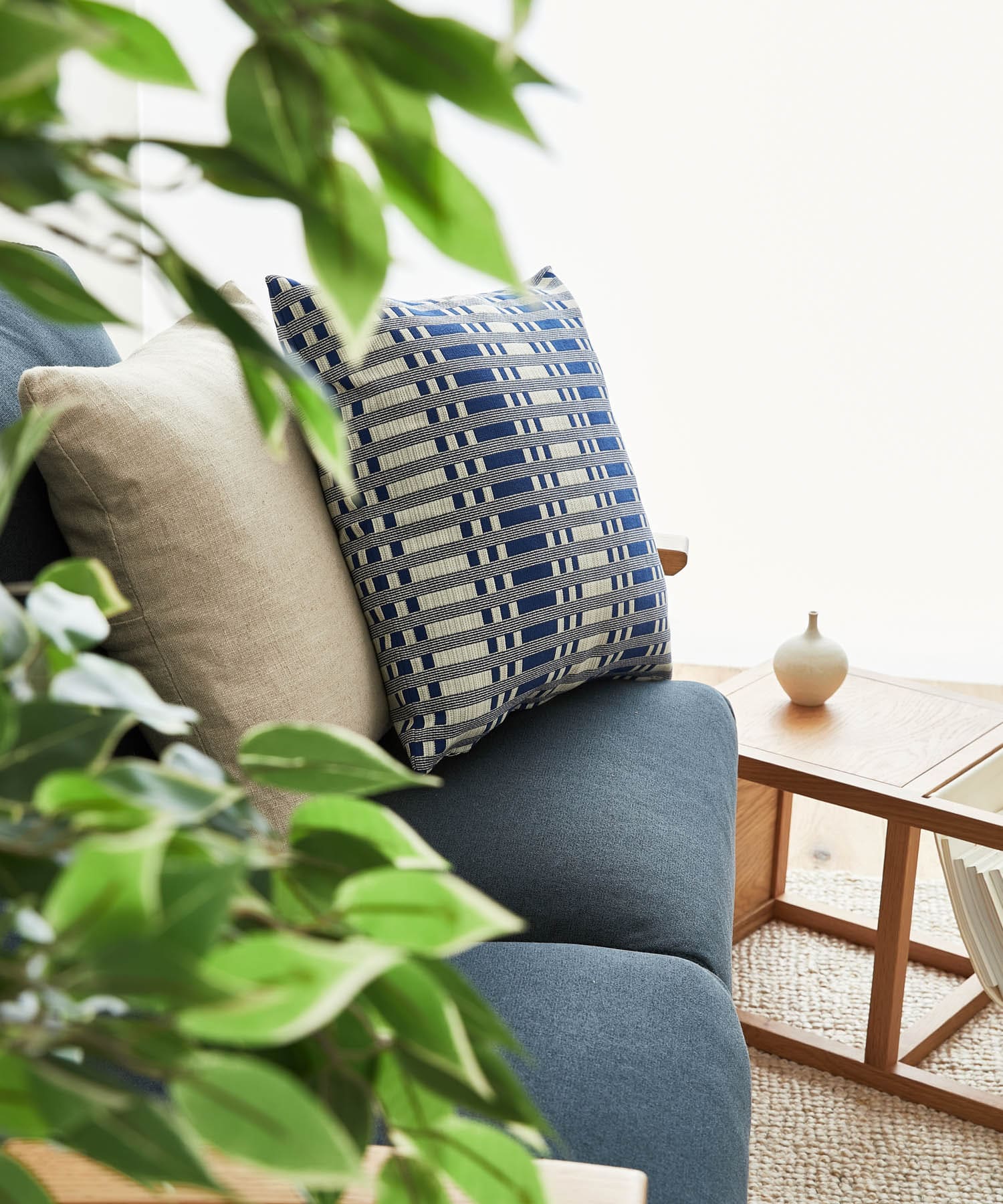 JOHANNA GULLICHSEN　ZippedCushionCover Titho Blue -