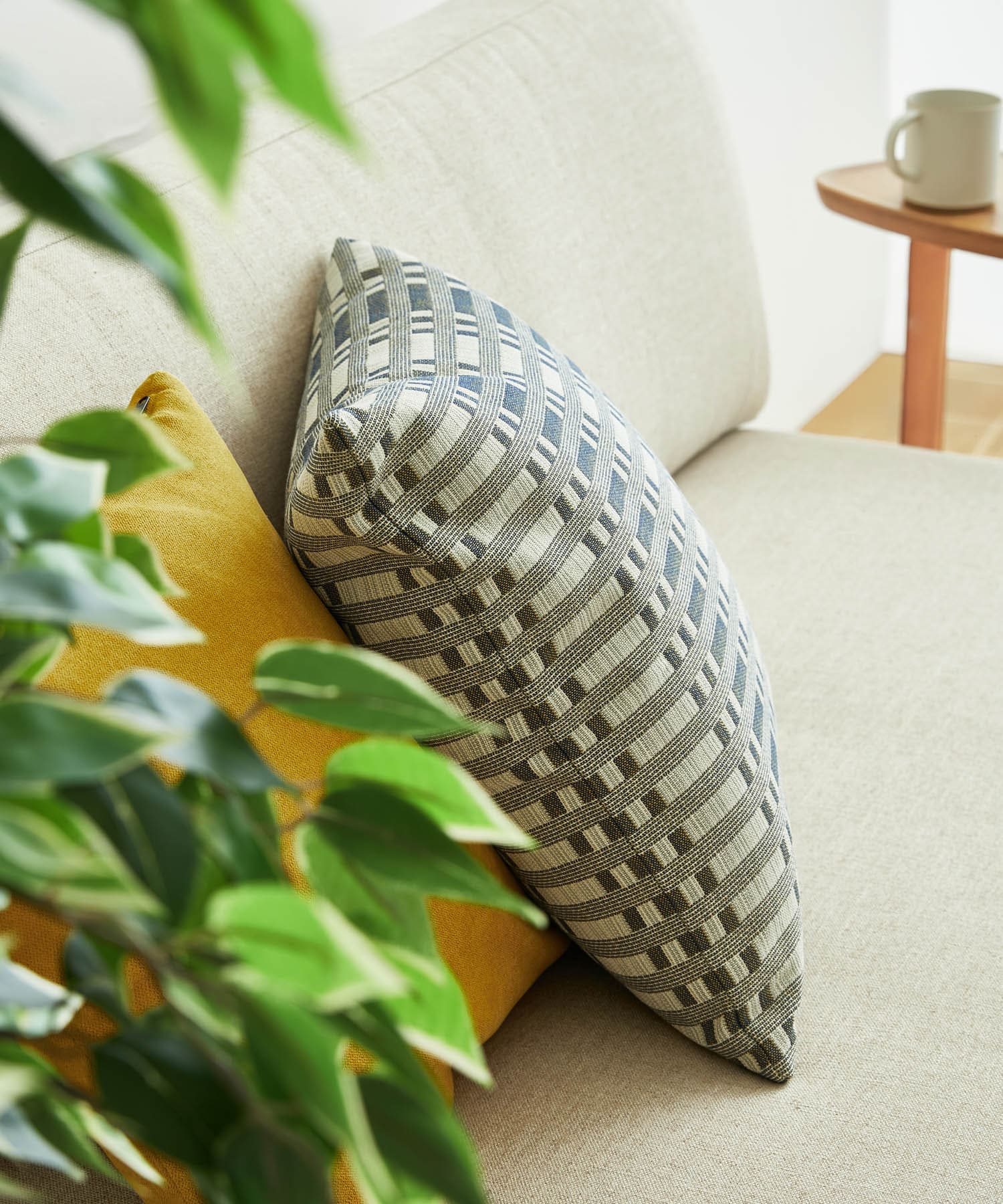 JOHANNA GULLICHSEN　ZippedCushionCover Titho