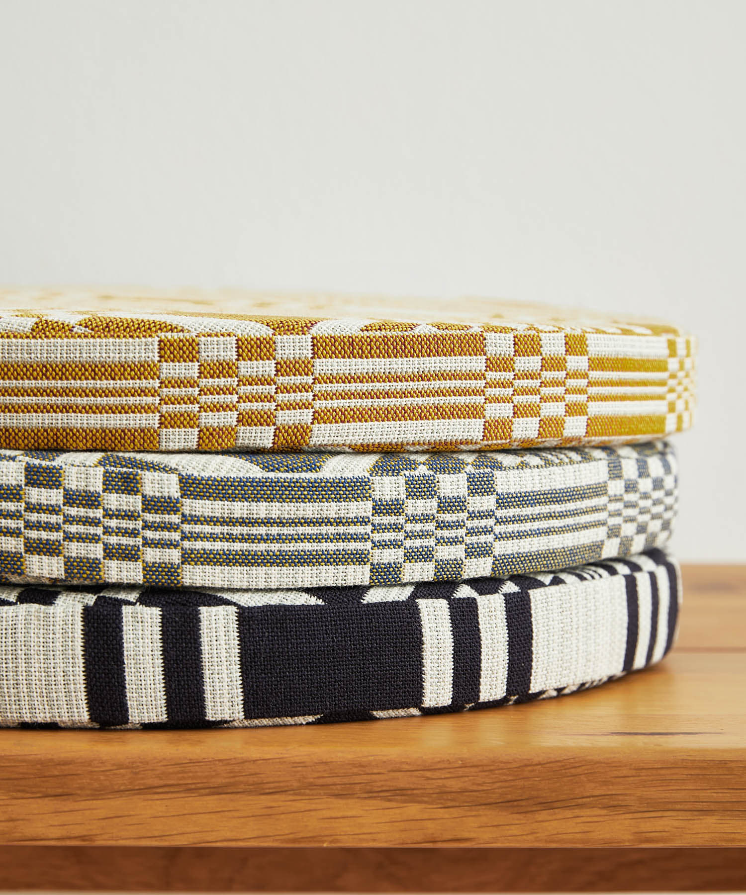 JOHANNA GULLICHSEN　Discushion Nereus Dark Blue -