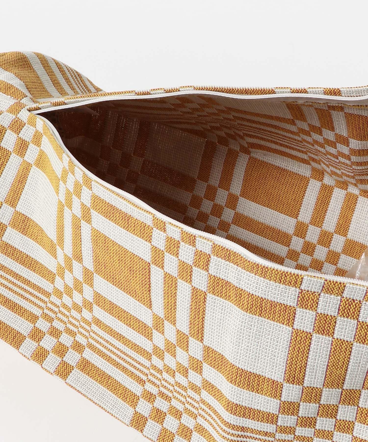 JOHANNA GULLICHSEN　TubeCushionCover Doris Ochre -