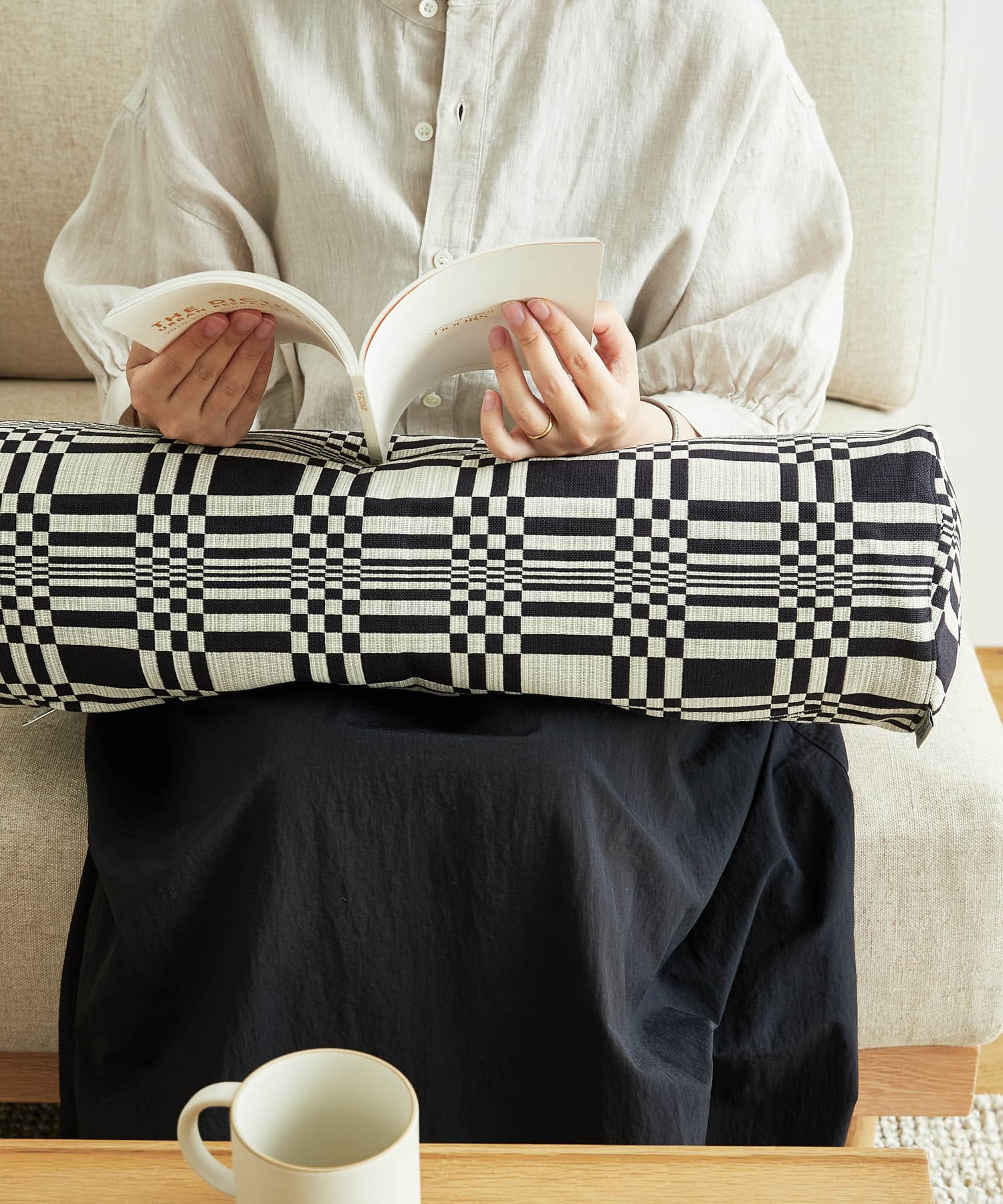 JOHANNA GULLICHSEN　TubeCushionCover Doris Black -